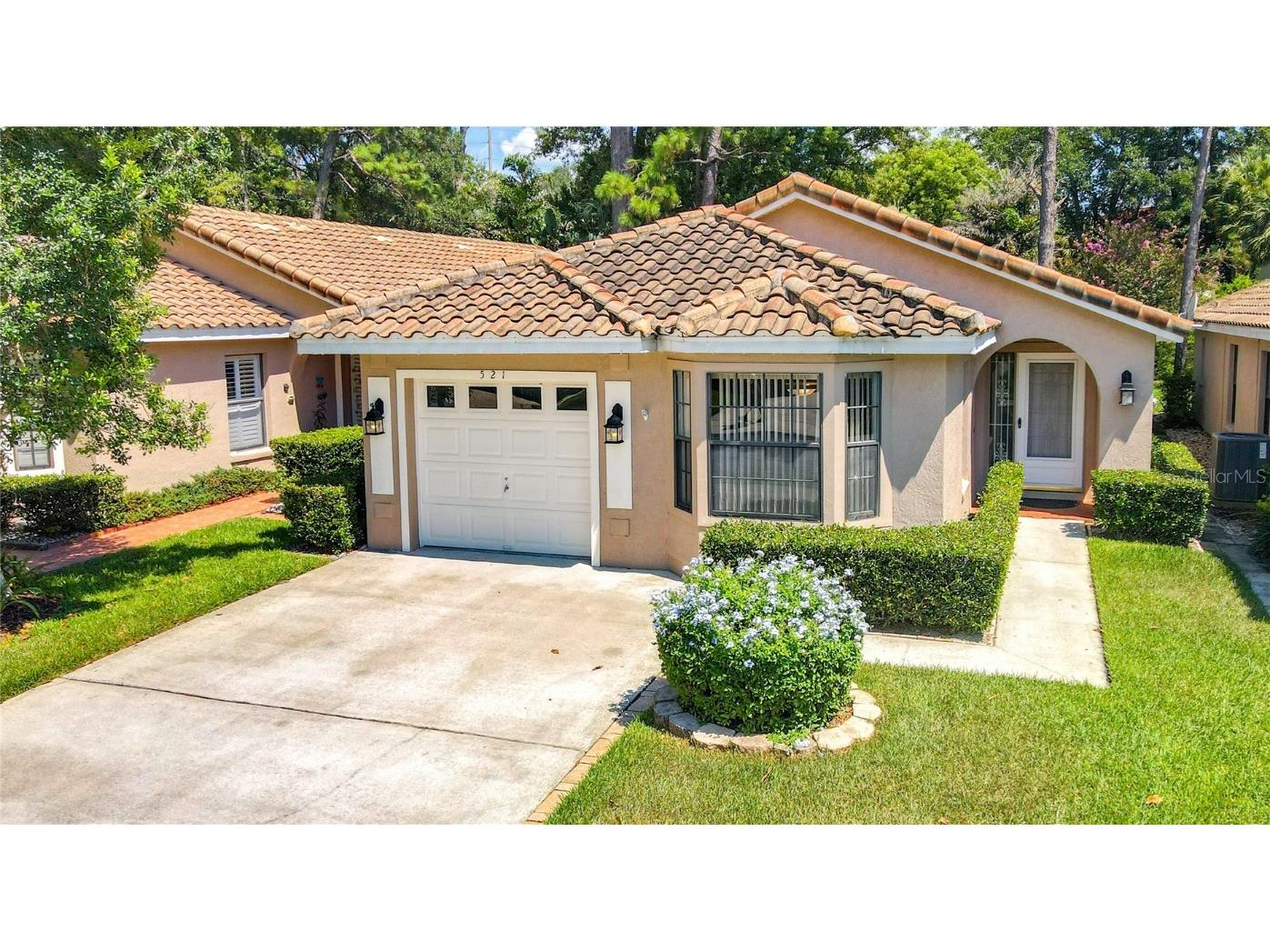 521 Via Del Oro Drive Altamonte Springs FL 32714 P4926459 image1
