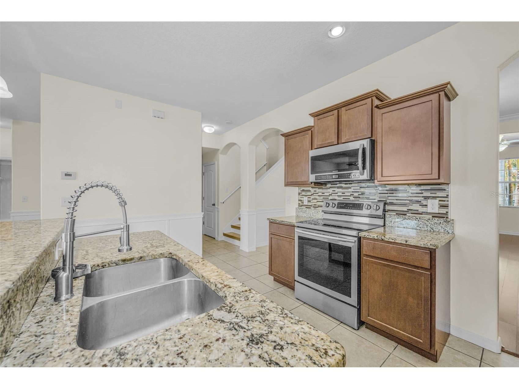521 Vista Ridge Drive Ruskin FL 33570 TB8479926 image14
