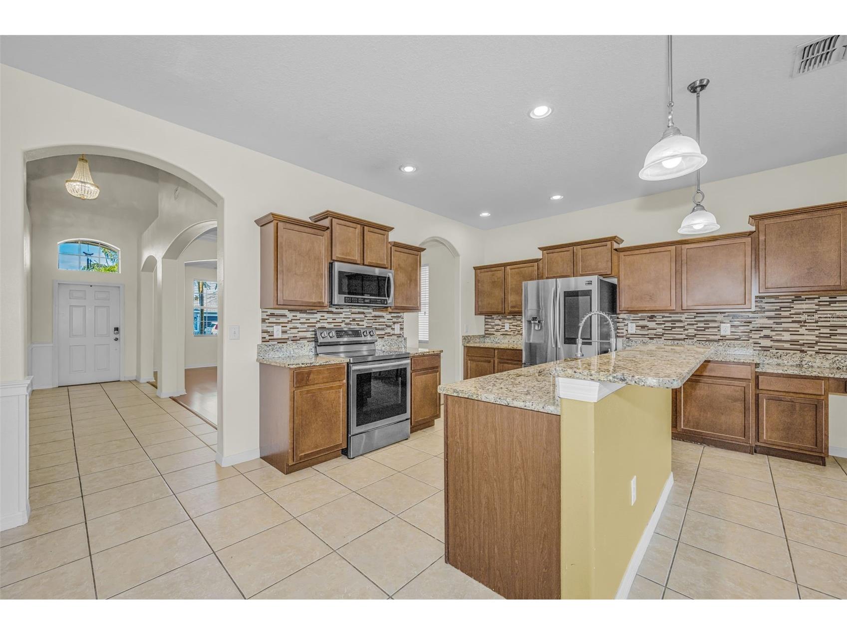 521 Vista Ridge Drive Ruskin FL 33570 TB8479926 image15