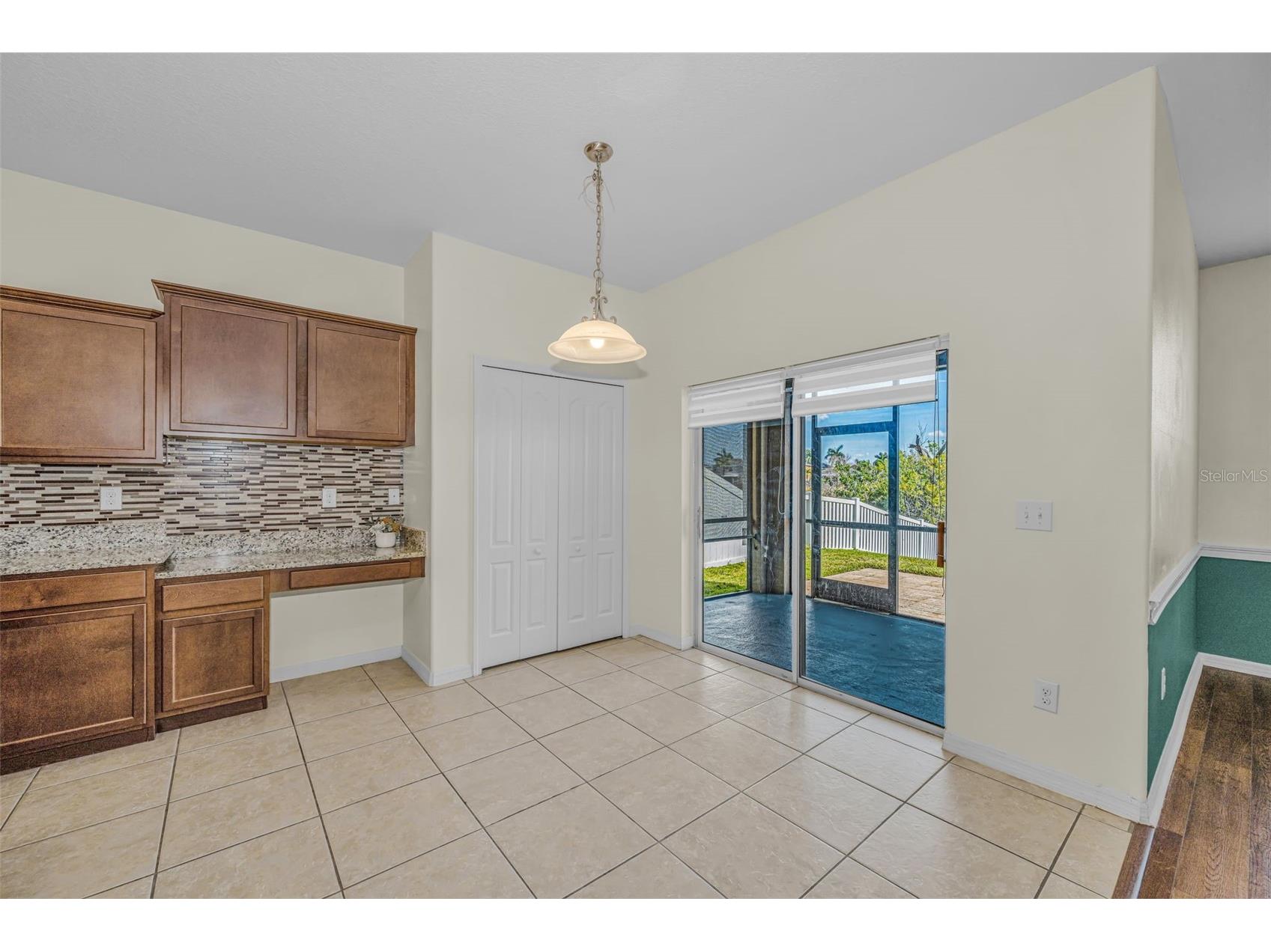 521 Vista Ridge Drive Ruskin FL 33570 TB8479926 image17