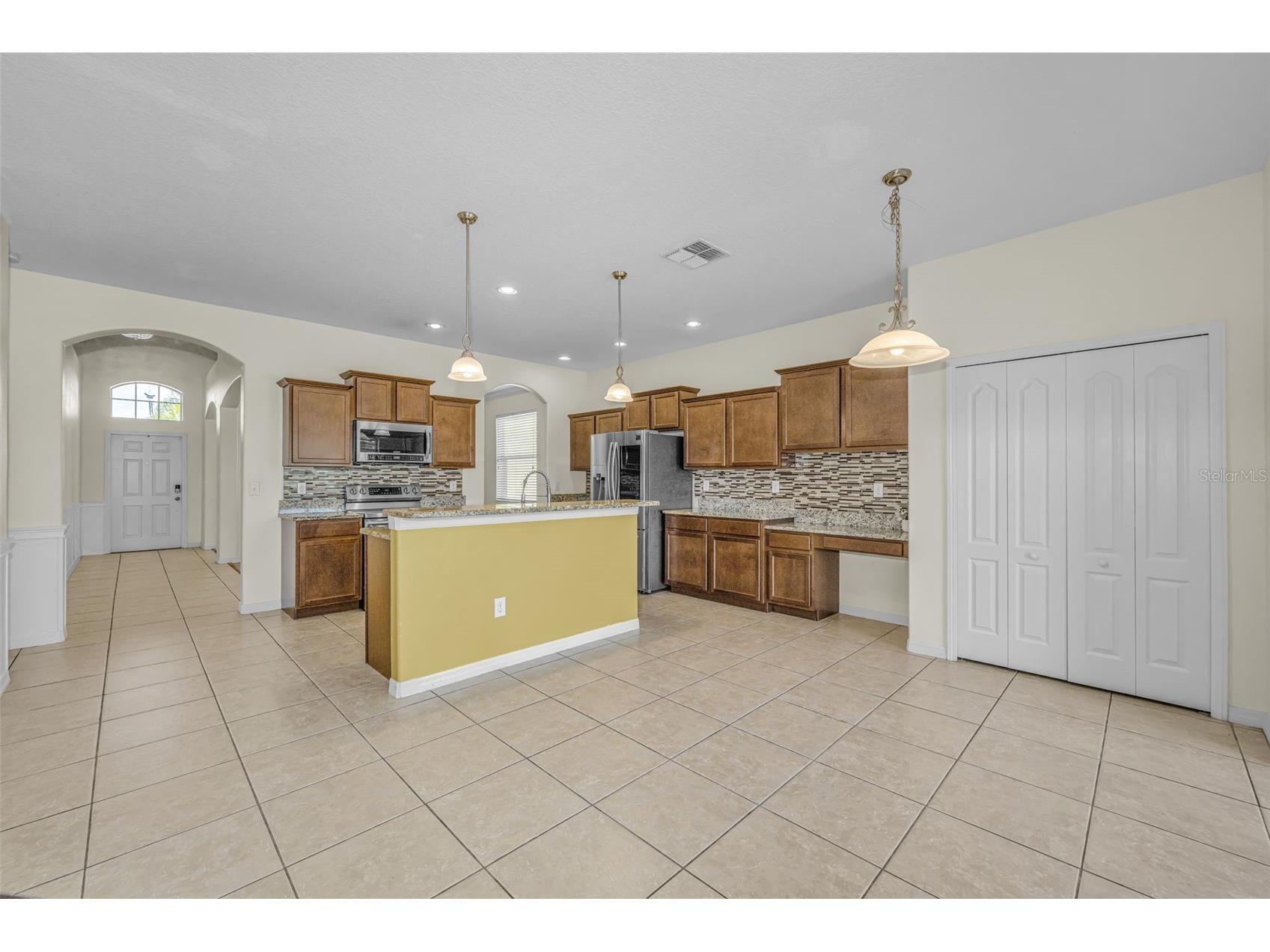 521 Vista Ridge Drive Ruskin FL 33570 TB8479926 image18