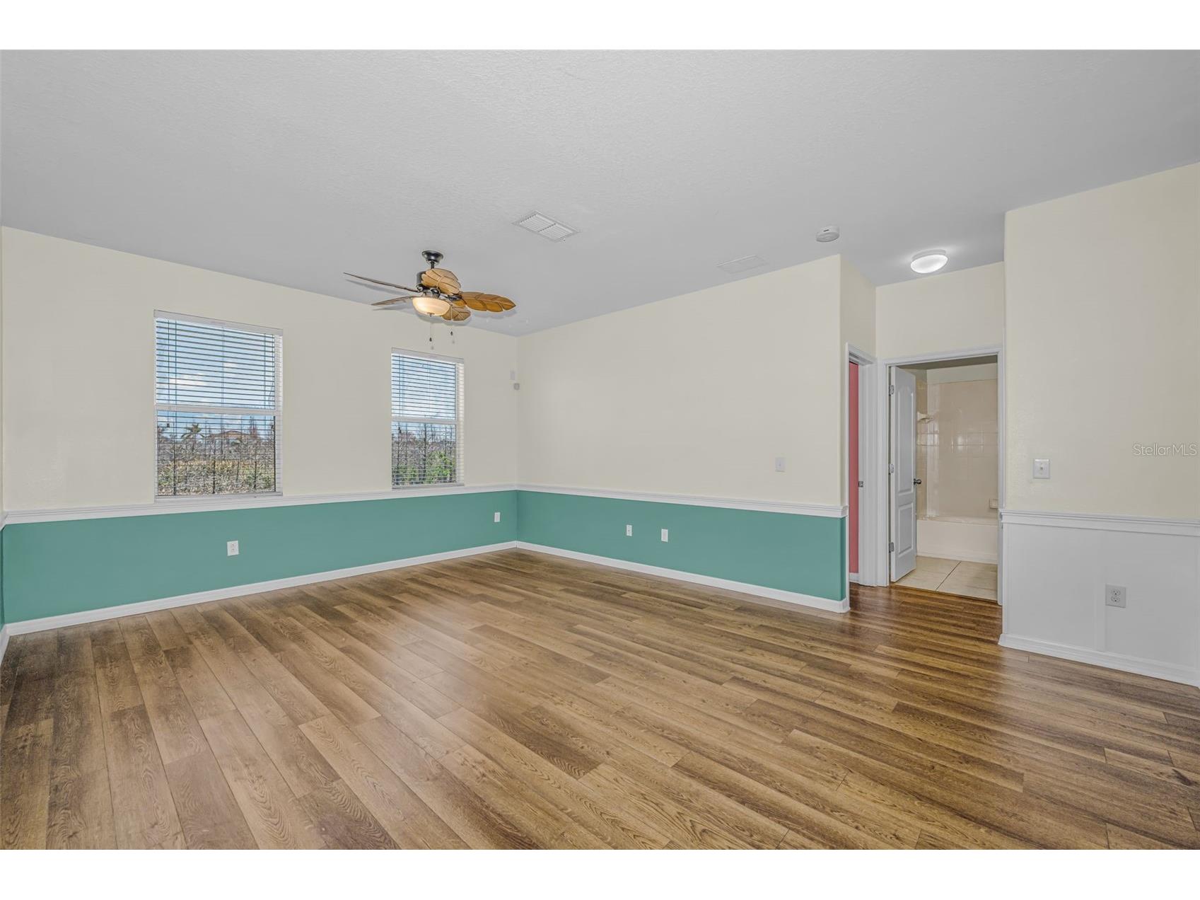521 Vista Ridge Drive Ruskin FL 33570 TB8479926 image28