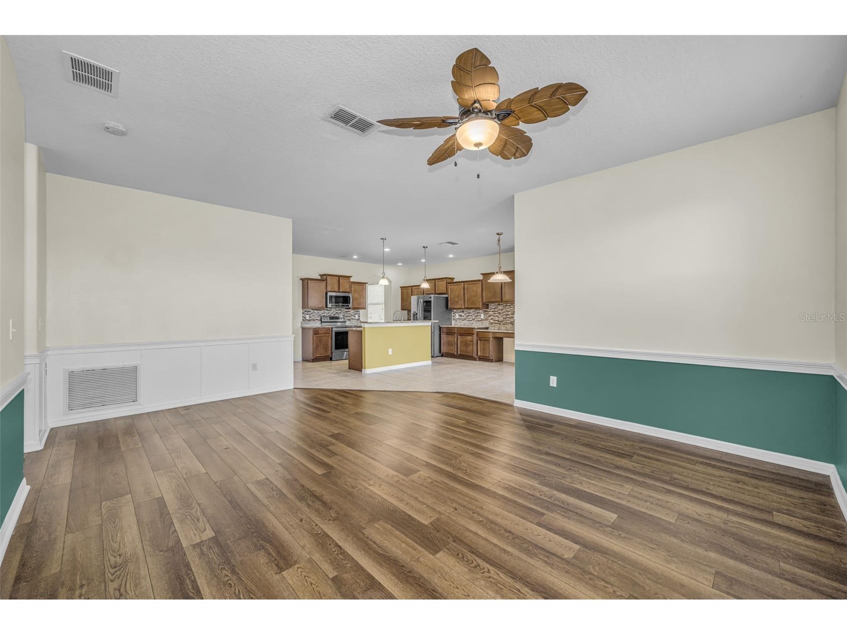 521 Vista Ridge Drive Ruskin FL 33570 TB8479926 image29