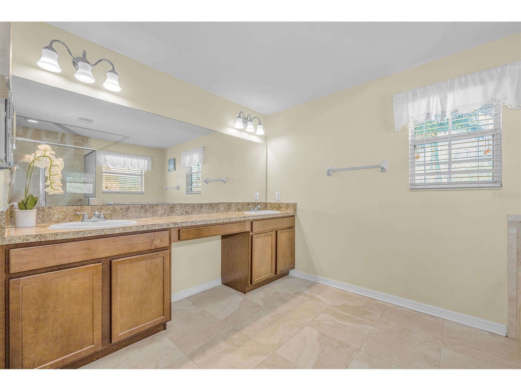 521 Vista Ridge Drive Ruskin FL 33570 TB8479926 image46