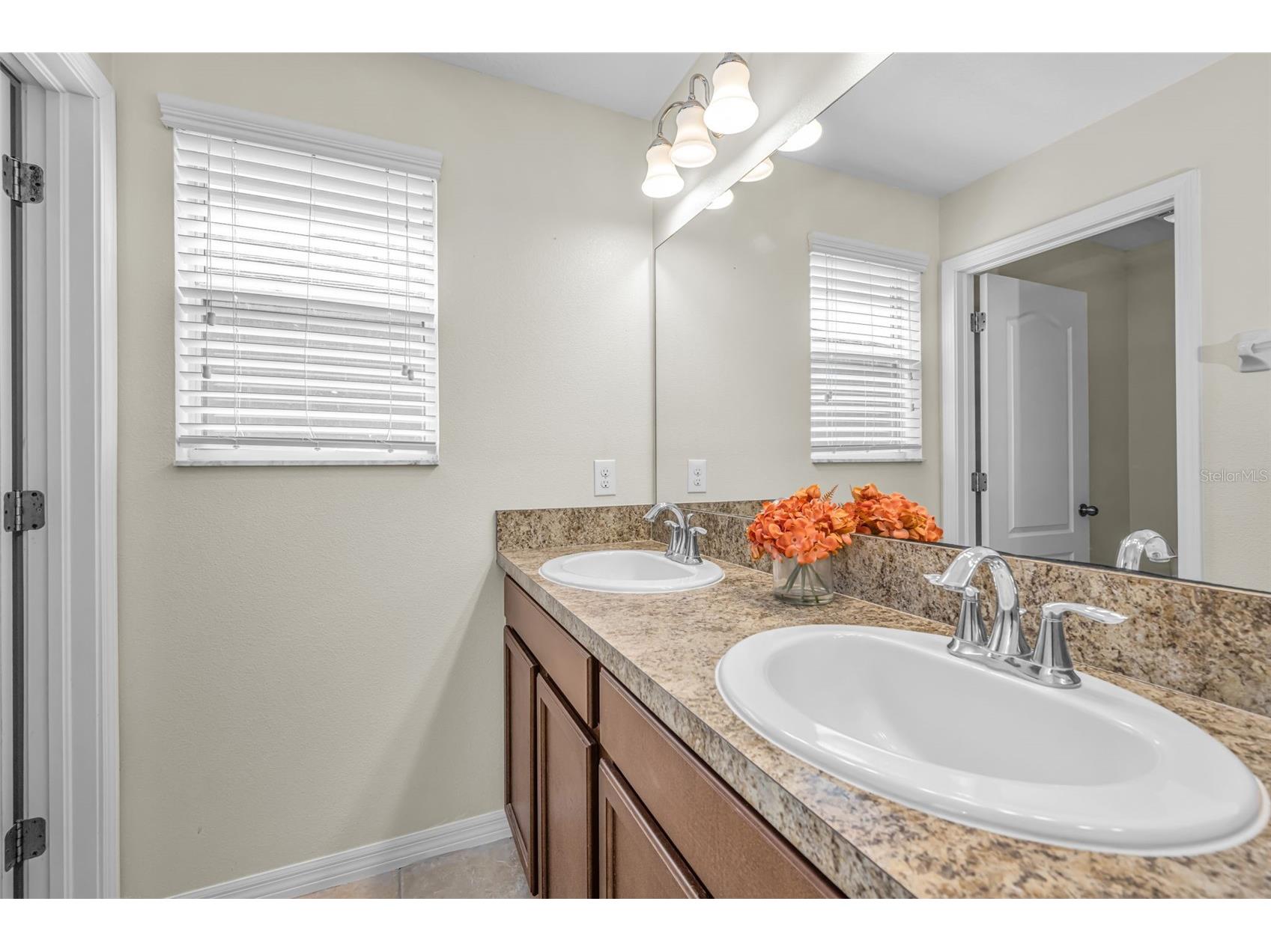 521 Vista Ridge Drive Ruskin FL 33570 TB8479926 image51