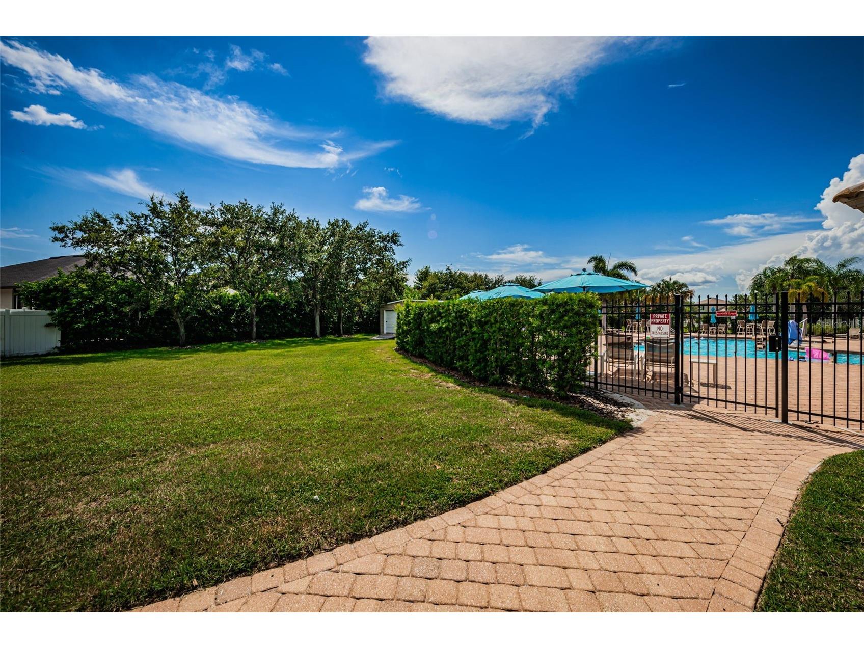 521 Vista Ridge Drive Ruskin FL 33570 TB8479926 image75