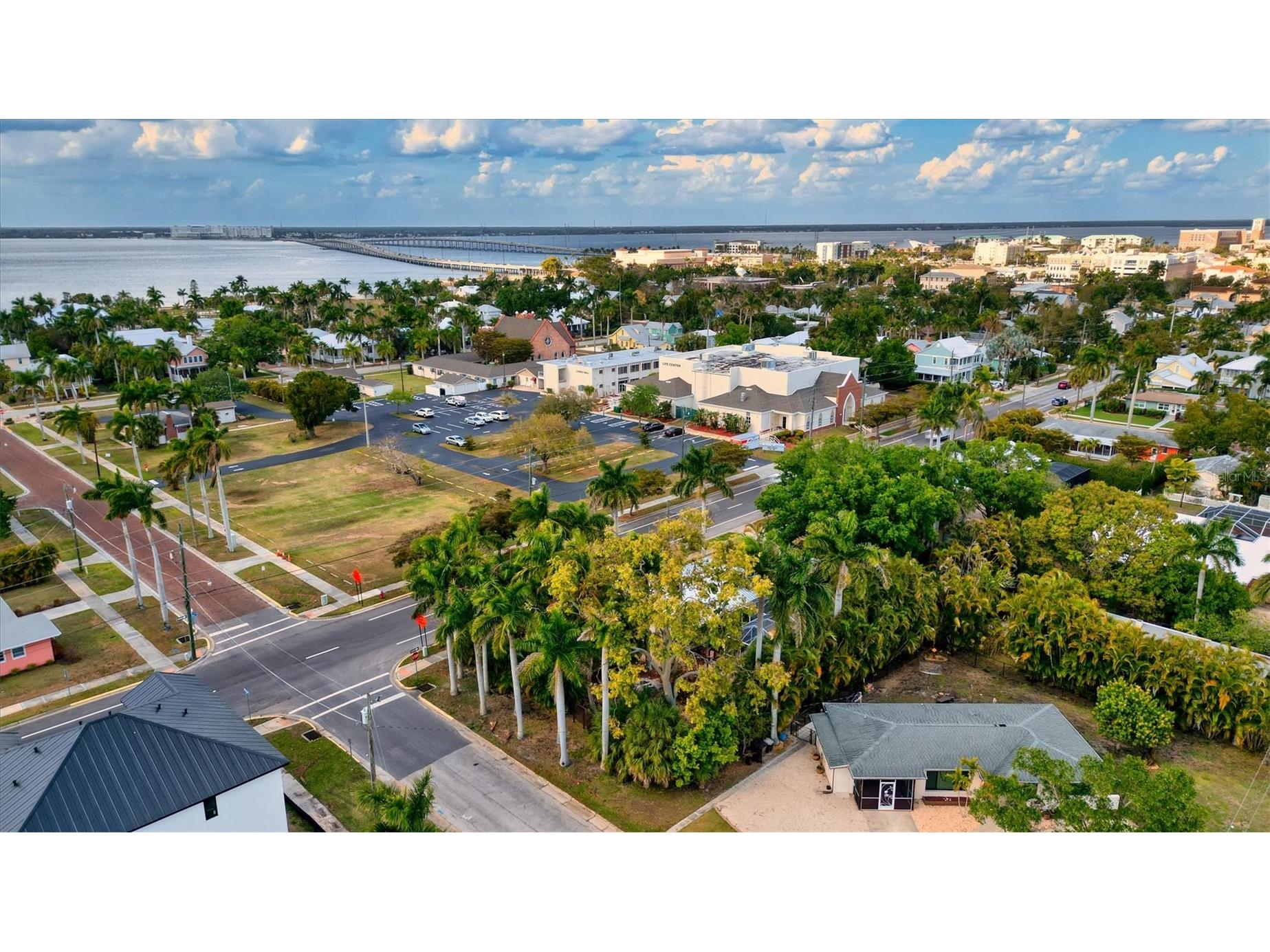 521 W Olympia Avenue Punta Gorda FL 33950 C7522980 image10