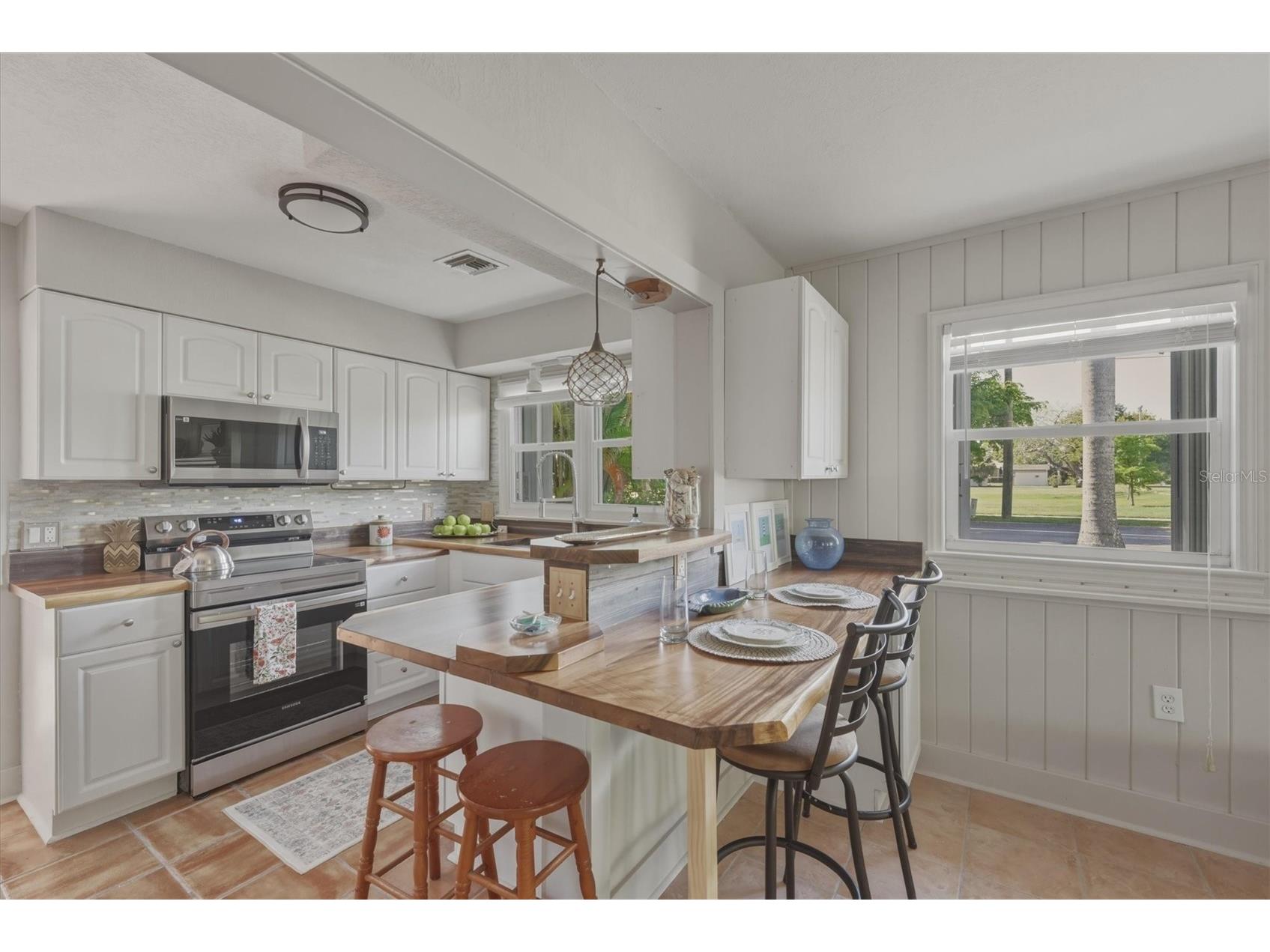 521 W Olympia Avenue Punta Gorda FL 33950 C7522980 image23