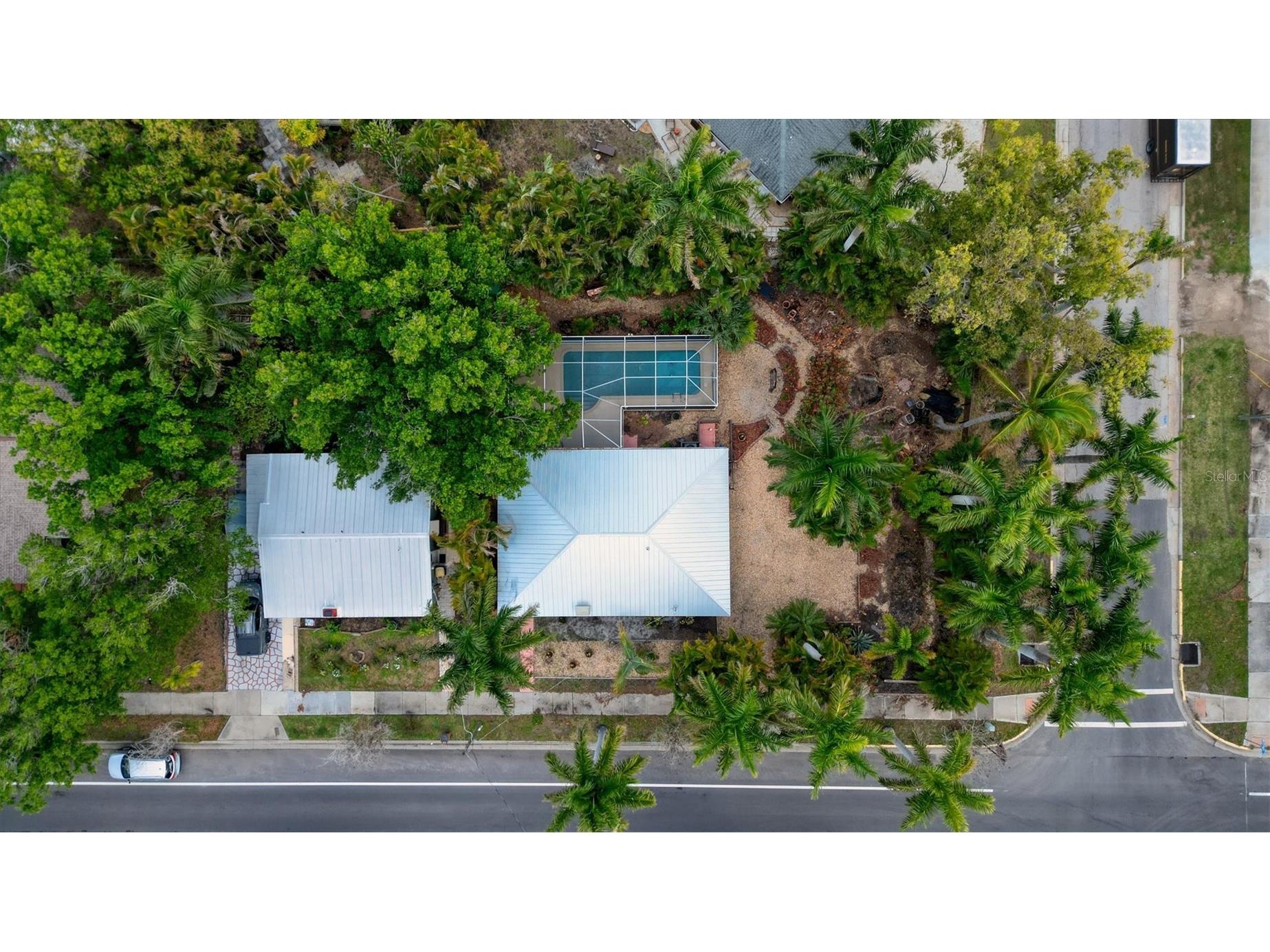 521 W Olympia Avenue Punta Gorda FL 33950 C7522980 image3
