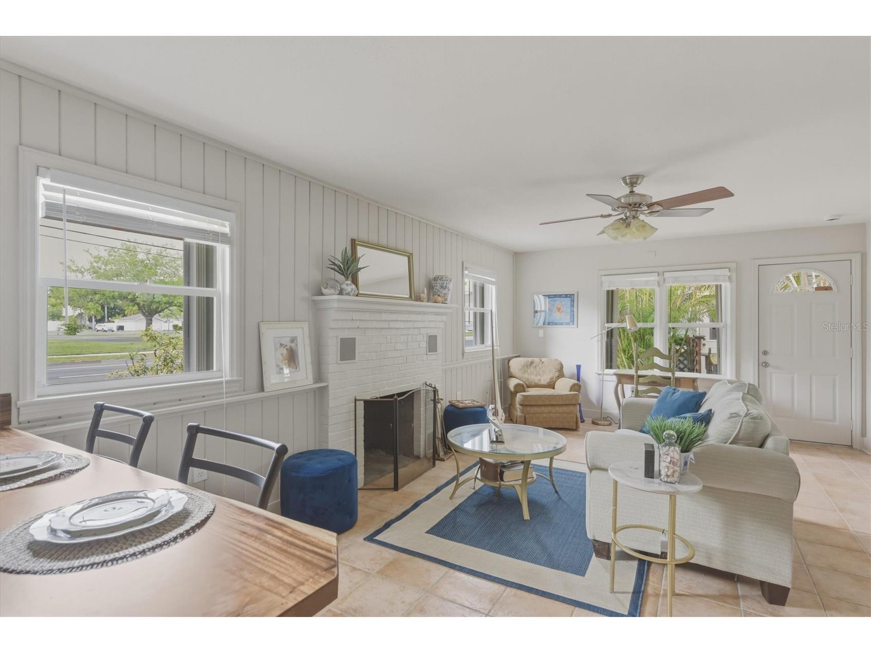 521 W Olympia Avenue Punta Gorda FL 33950 C7522980 image6