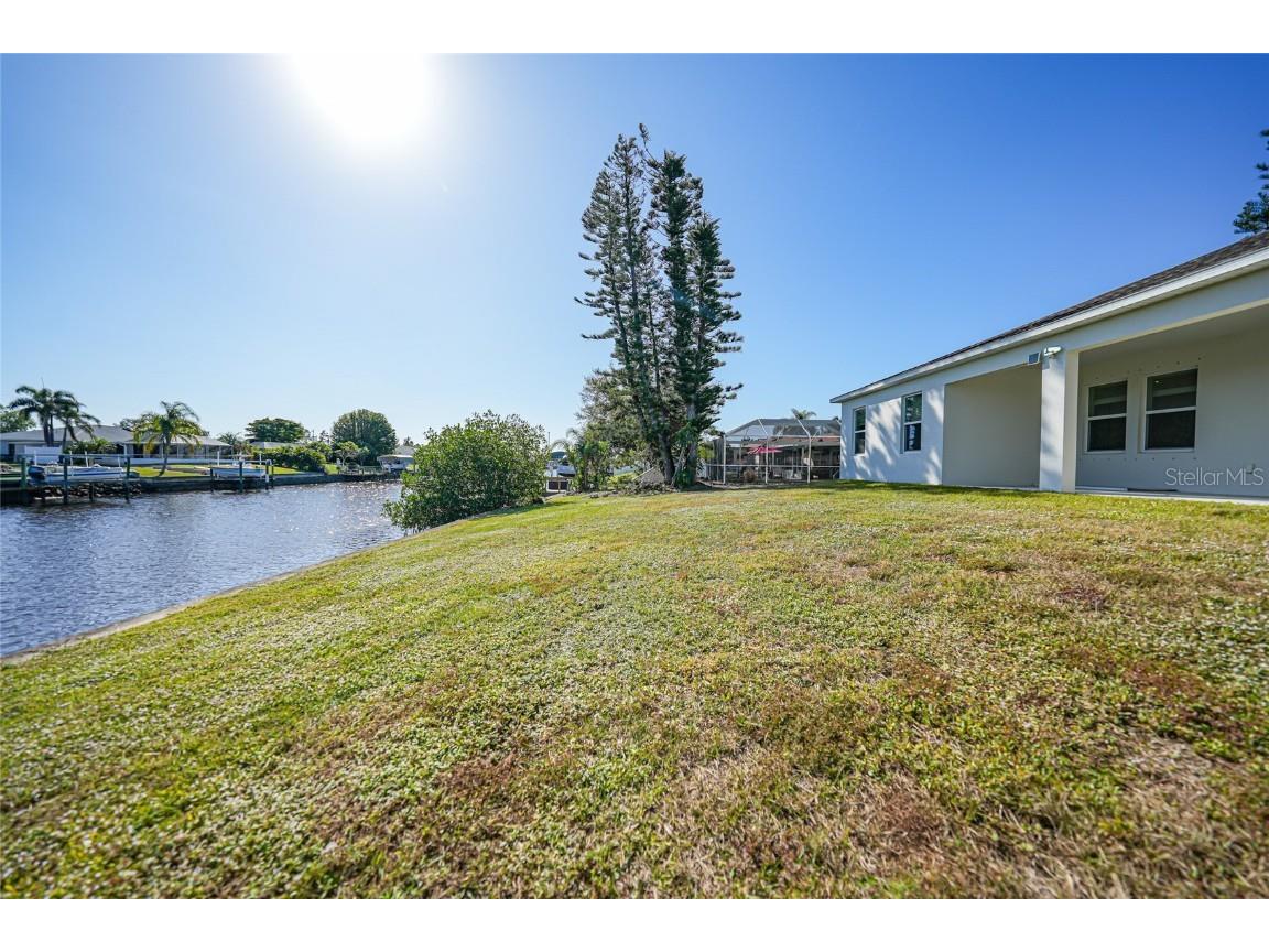 521 W Tarpon Boulevard NW Port Charlotte FL 33952 D6143287 image39
