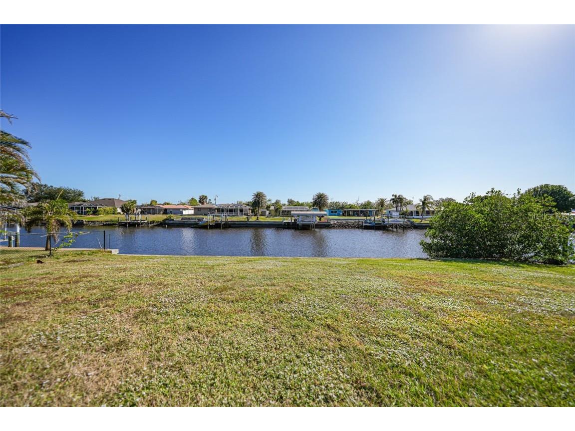 521 W Tarpon Boulevard NW Port Charlotte FL 33952 D6143287 image41