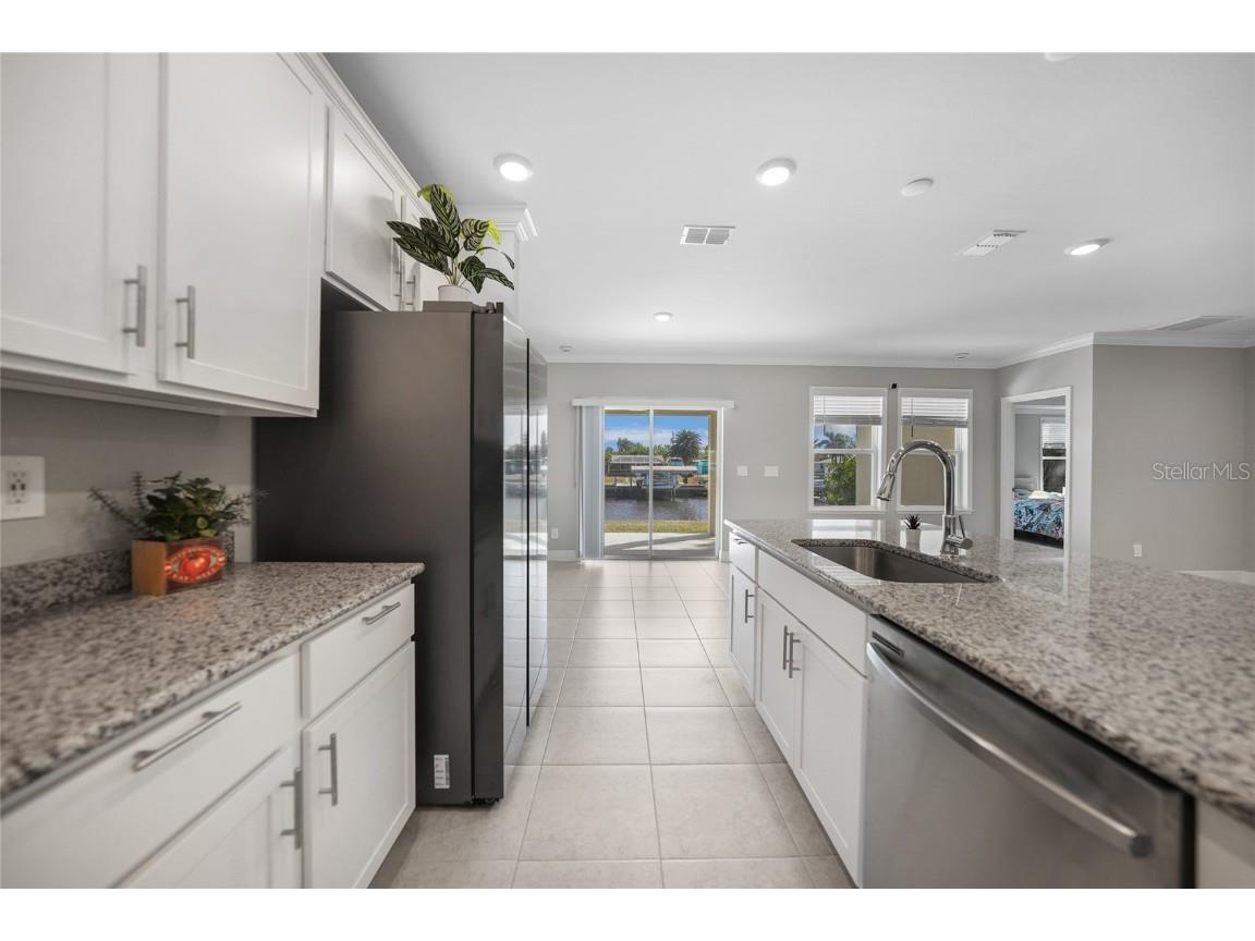 521 W Tarpon Boulevard NW Port Charlotte FL 33952 D6143287 image6