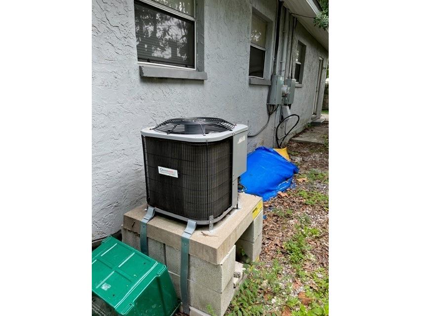 5210 13th Avenue S Gulfport FL 33707 TB8378985 image10