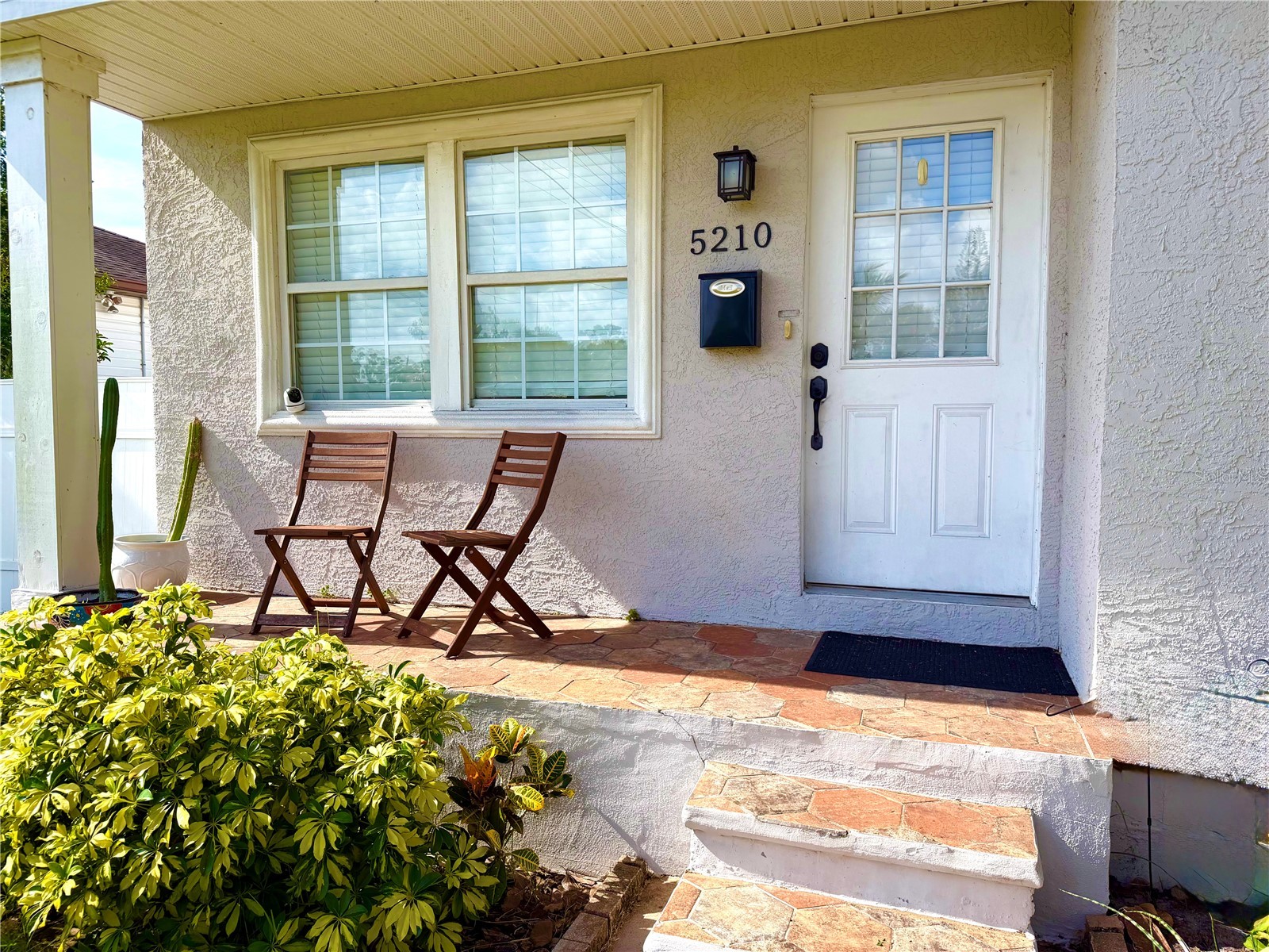 5210 4th Avenue N Saint Petersburg FL 33710 TB8526459 image1