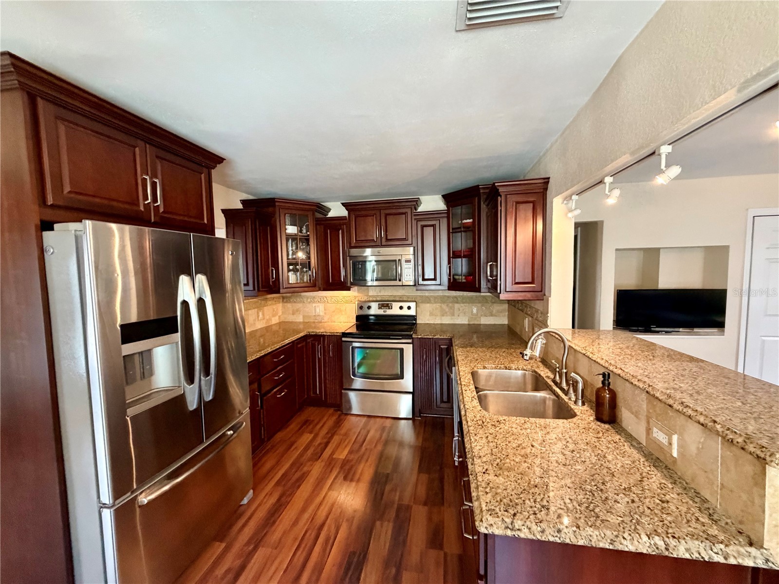 5210 4th Avenue N Saint Petersburg FL 33710 TB8526459 image17