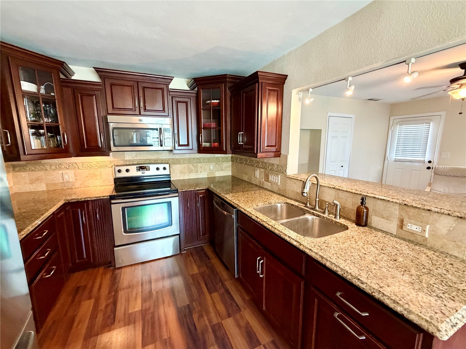5210 4th Avenue N Saint Petersburg FL 33710 TB8526459 image5