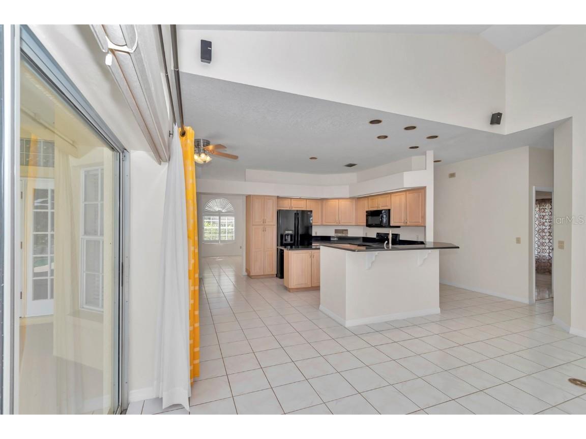 5210 Camberlea Avenue Zephyrhills FL 33541 OM704770 image15