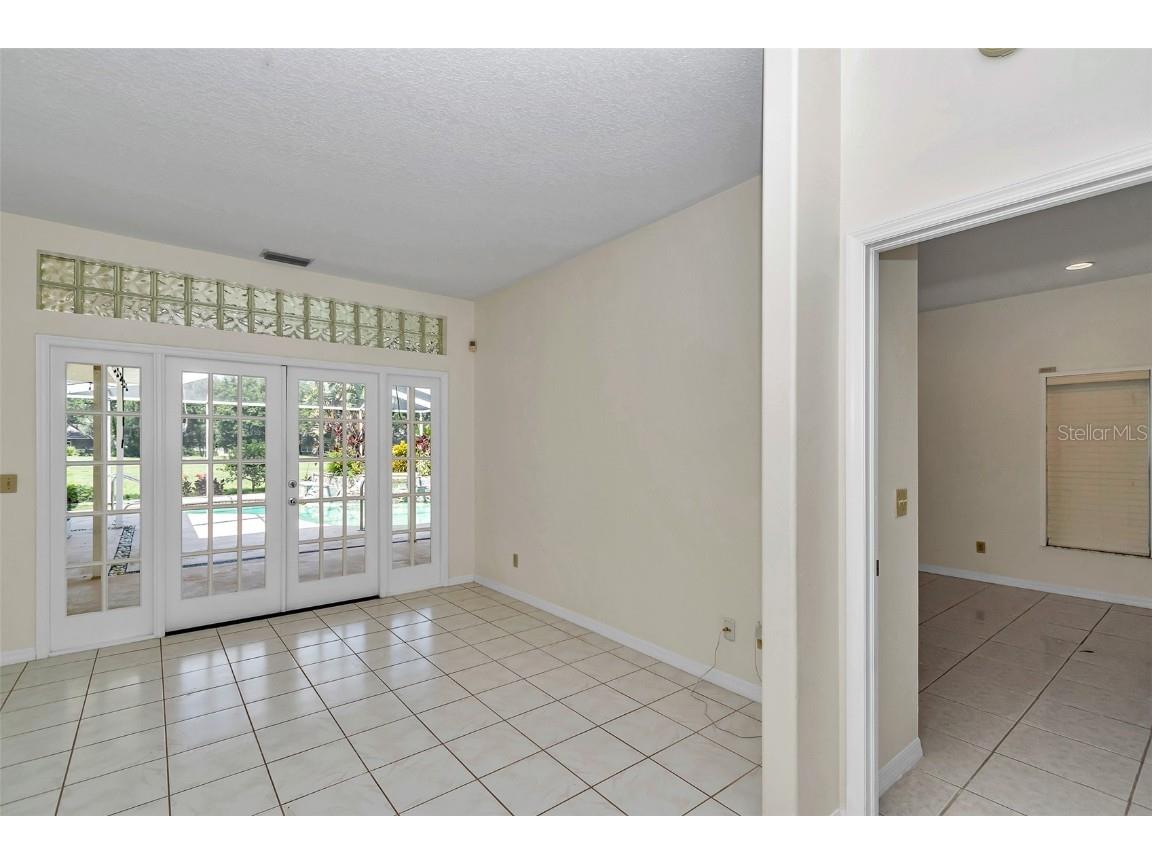 5210 Camberlea Avenue Zephyrhills FL 33541 OM704770 image21