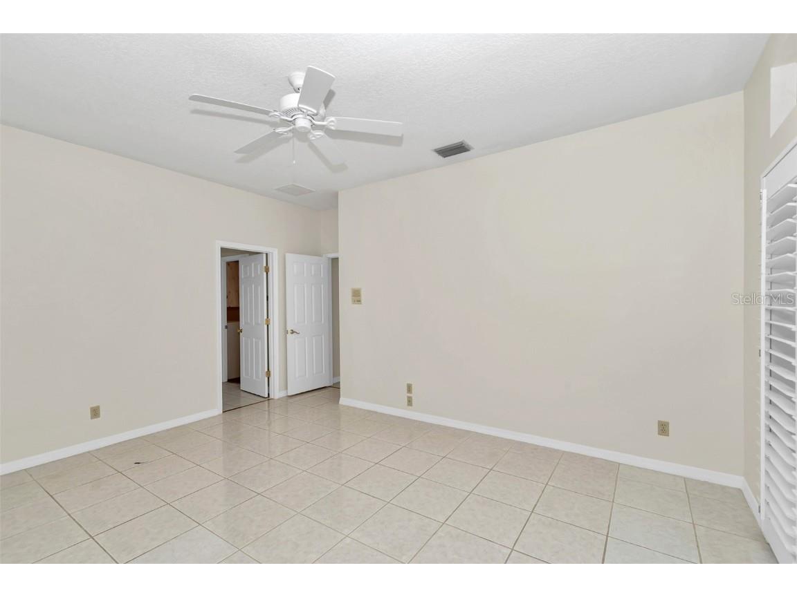 5210 Camberlea Avenue Zephyrhills FL 33541 OM704770 image29