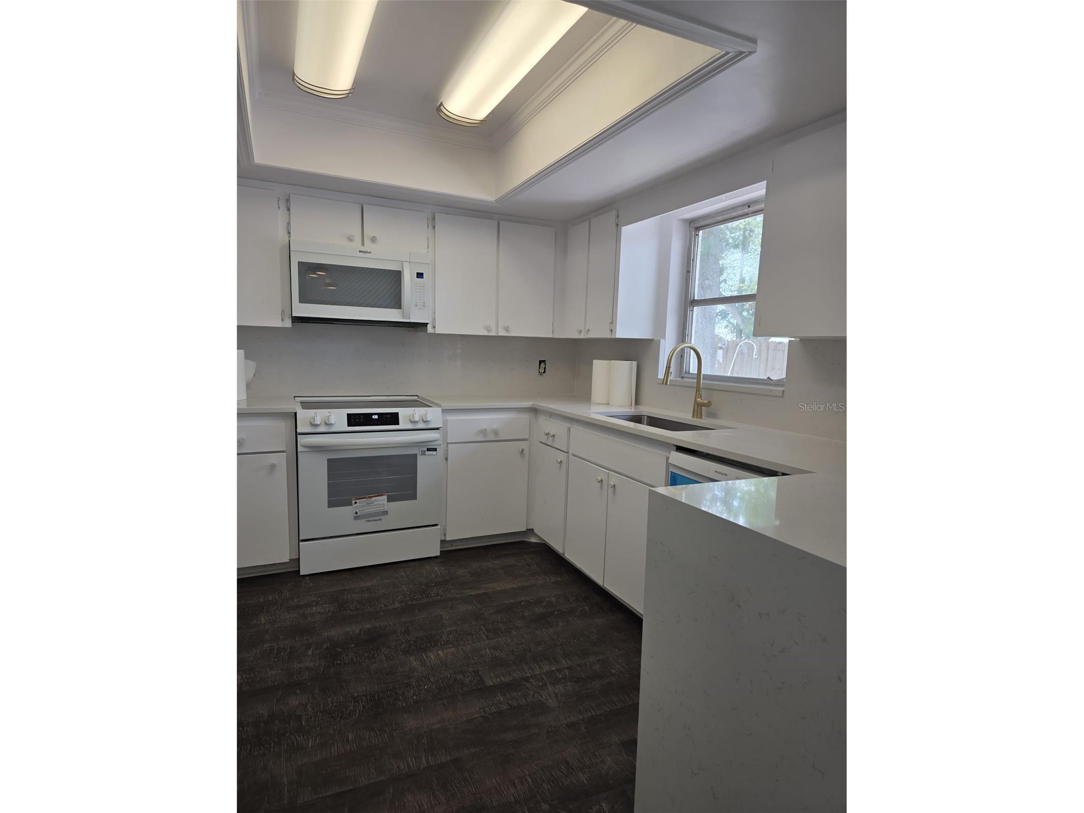 5210 Dr Martin Luther King Jr St N Street Saint Petersburg FL 33703 S5148335 image56