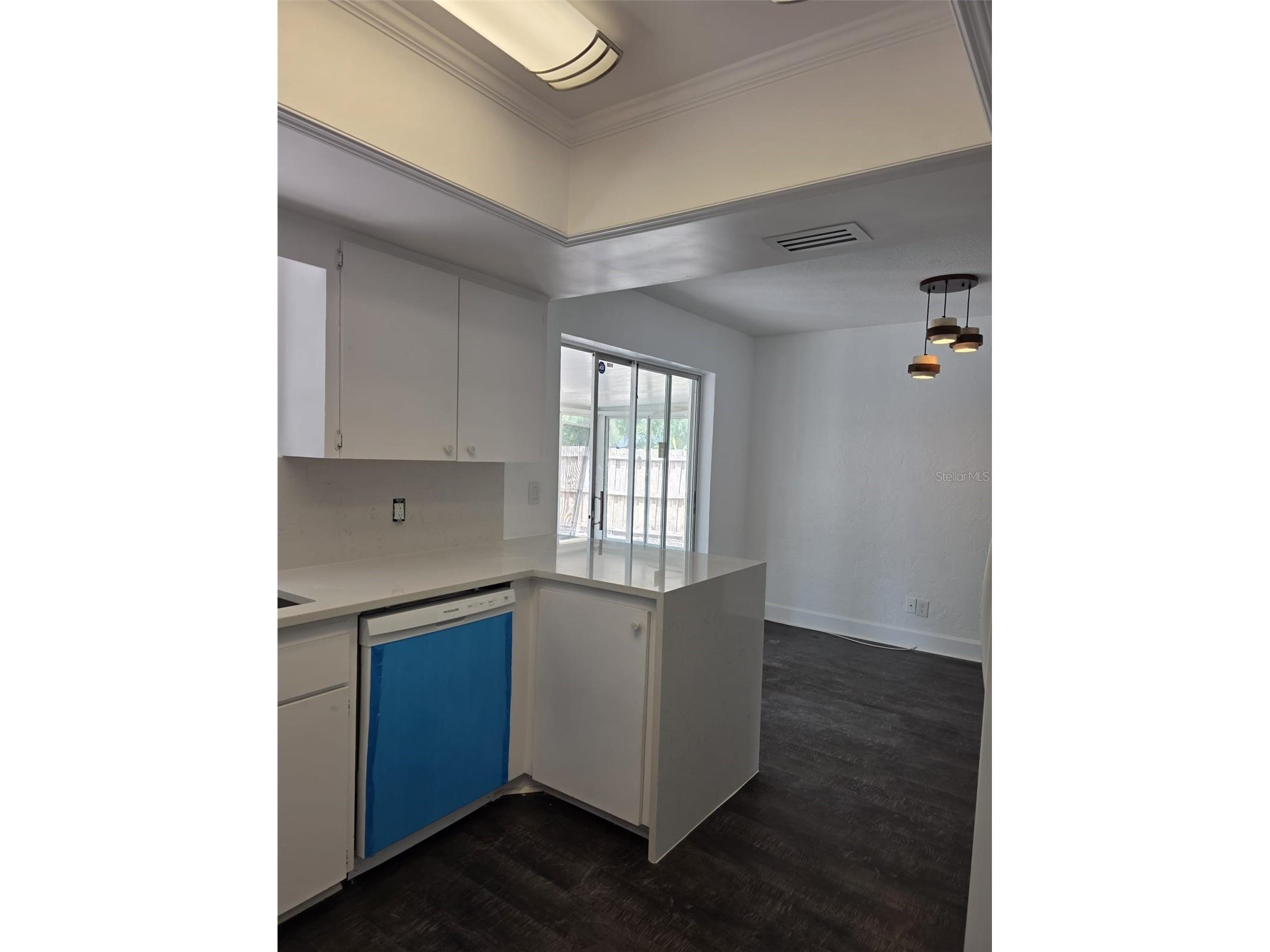 5210 Dr Martin Luther King Jr St N Street Saint Petersburg FL 33703 S5148335 image57