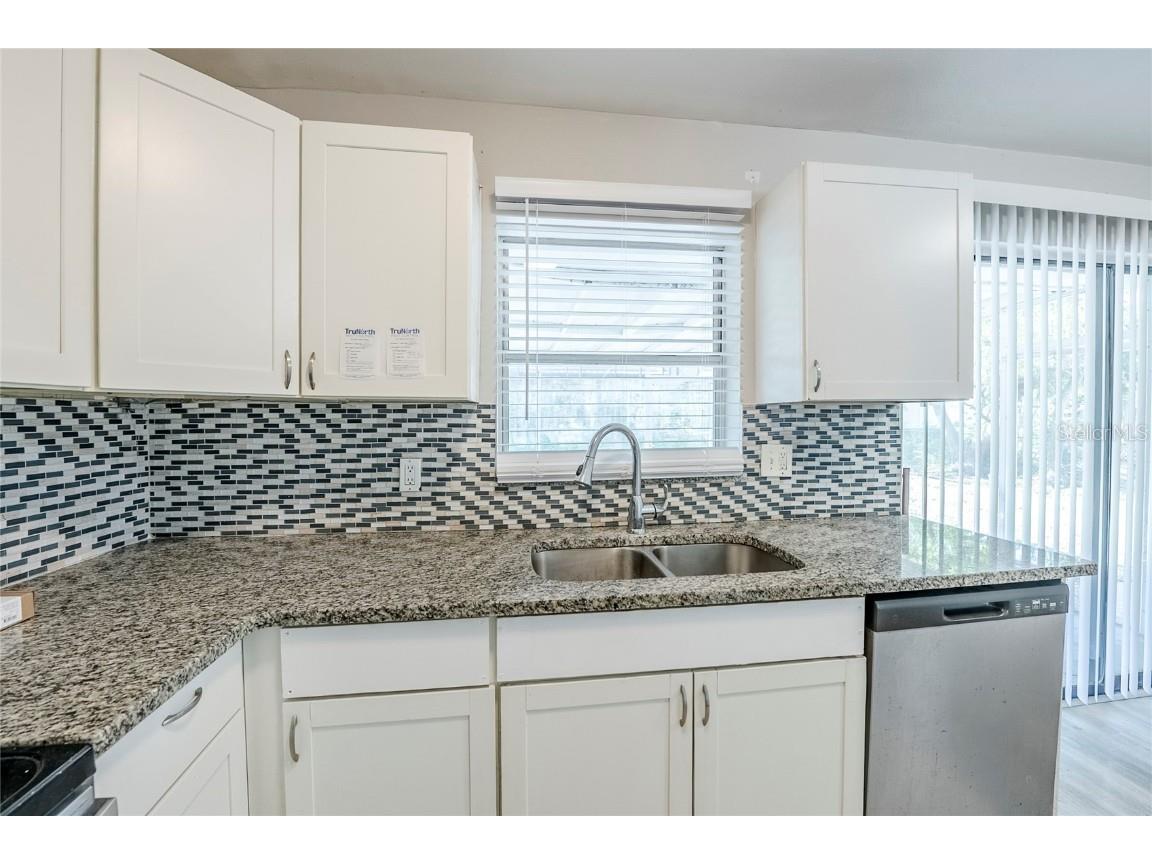 5210 Grandview Drive Orlando FL 32808 O6290359 image14