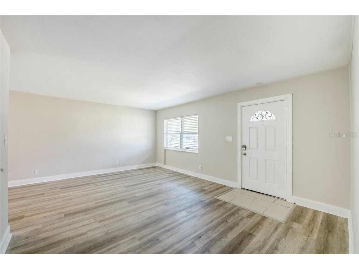 5210 Grandview Drive Orlando FL 32808 O6290359 image9
