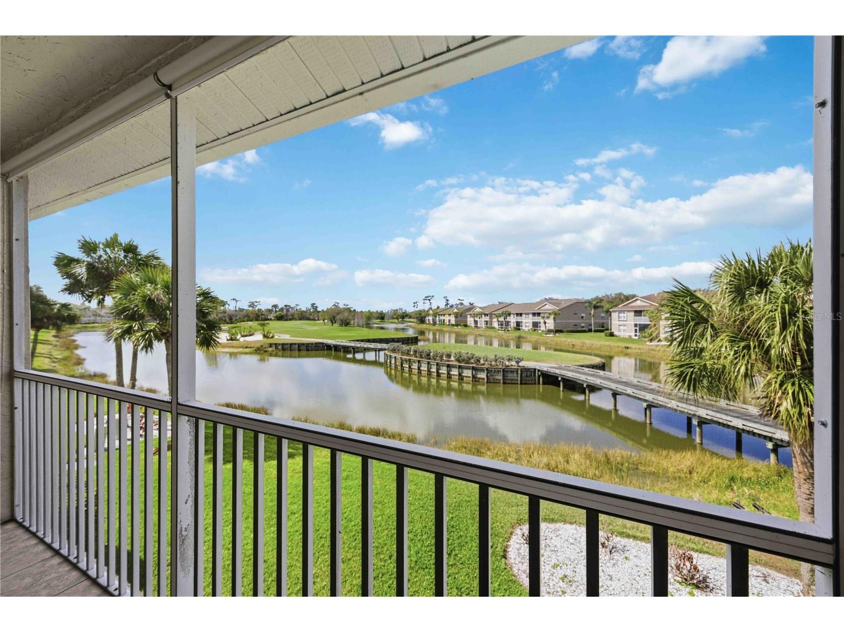 5210 Hyland Hills Avenue #1121 Sarasota FL 34241 A4684234 image1