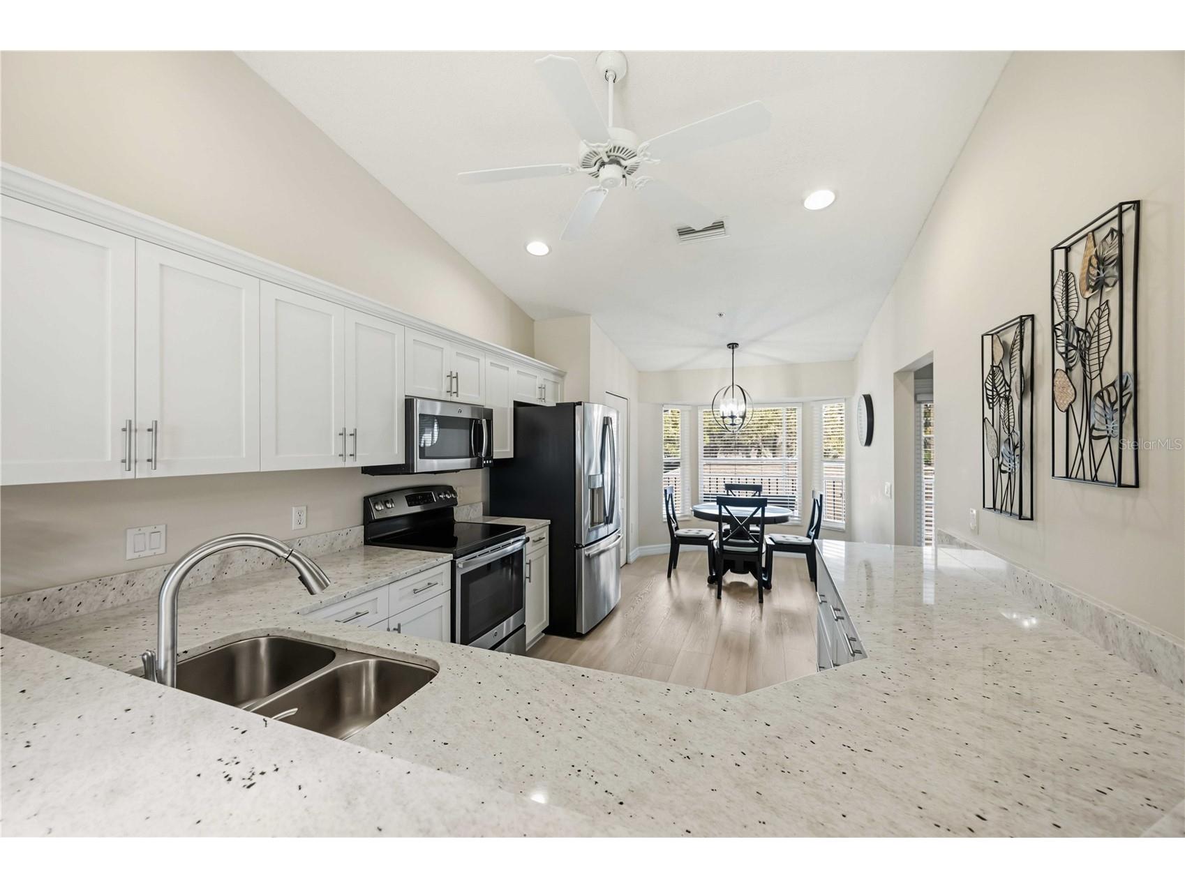 5210 Hyland Hills Avenue #1121 Sarasota FL 34241 A4684234 image17