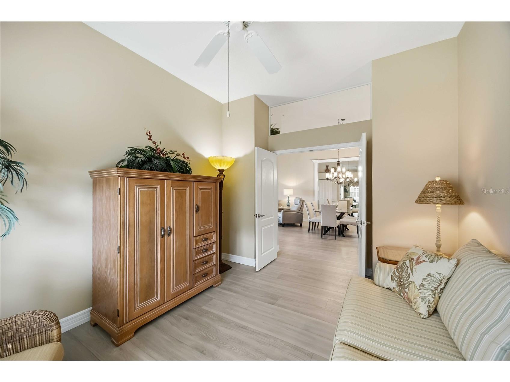 5210 Hyland Hills Avenue #1121 Sarasota FL 34241 A4684234 image47