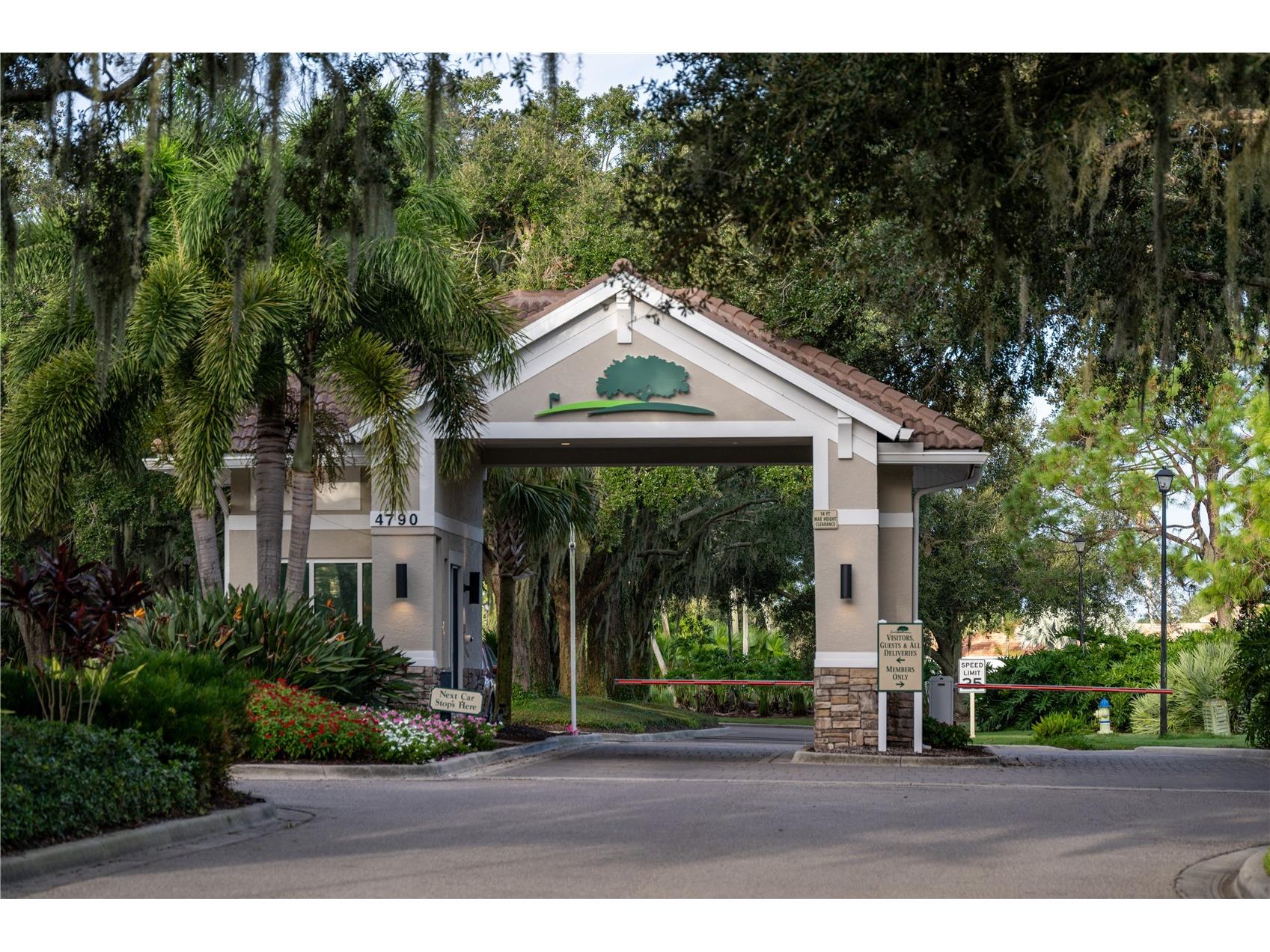 5210 Hyland Hills Avenue #1121 Sarasota FL 34241 A4684234 image60