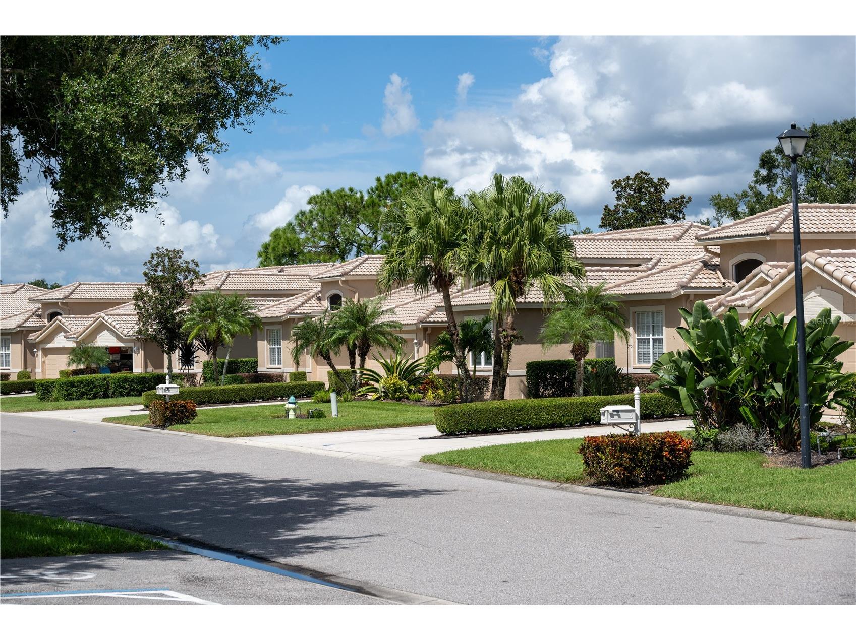 5210 Hyland Hills Avenue #1121 Sarasota FL 34241 A4684234 image68
