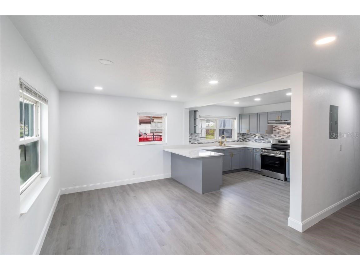 5210 S 80th Street Tampa FL 33619 TB8416888 image10