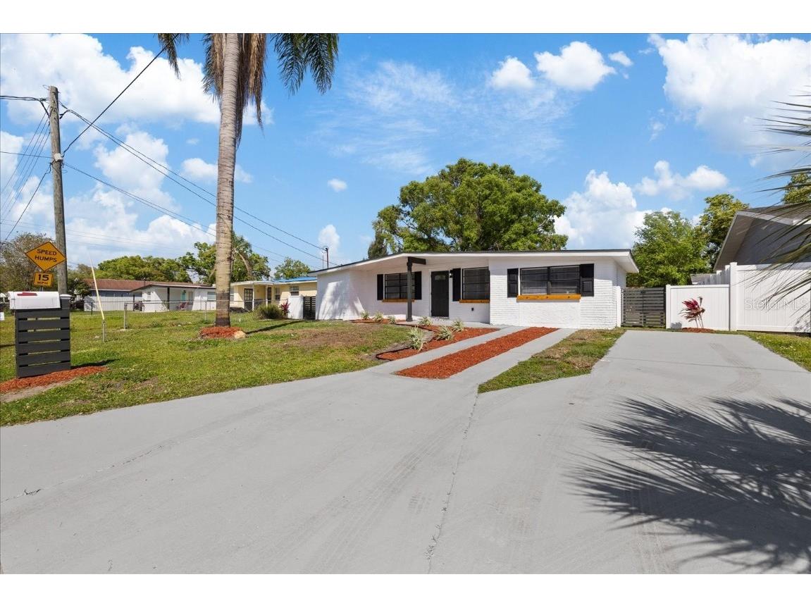 5210 S 83rd Street Tampa FL 33619 TB8364725 image1