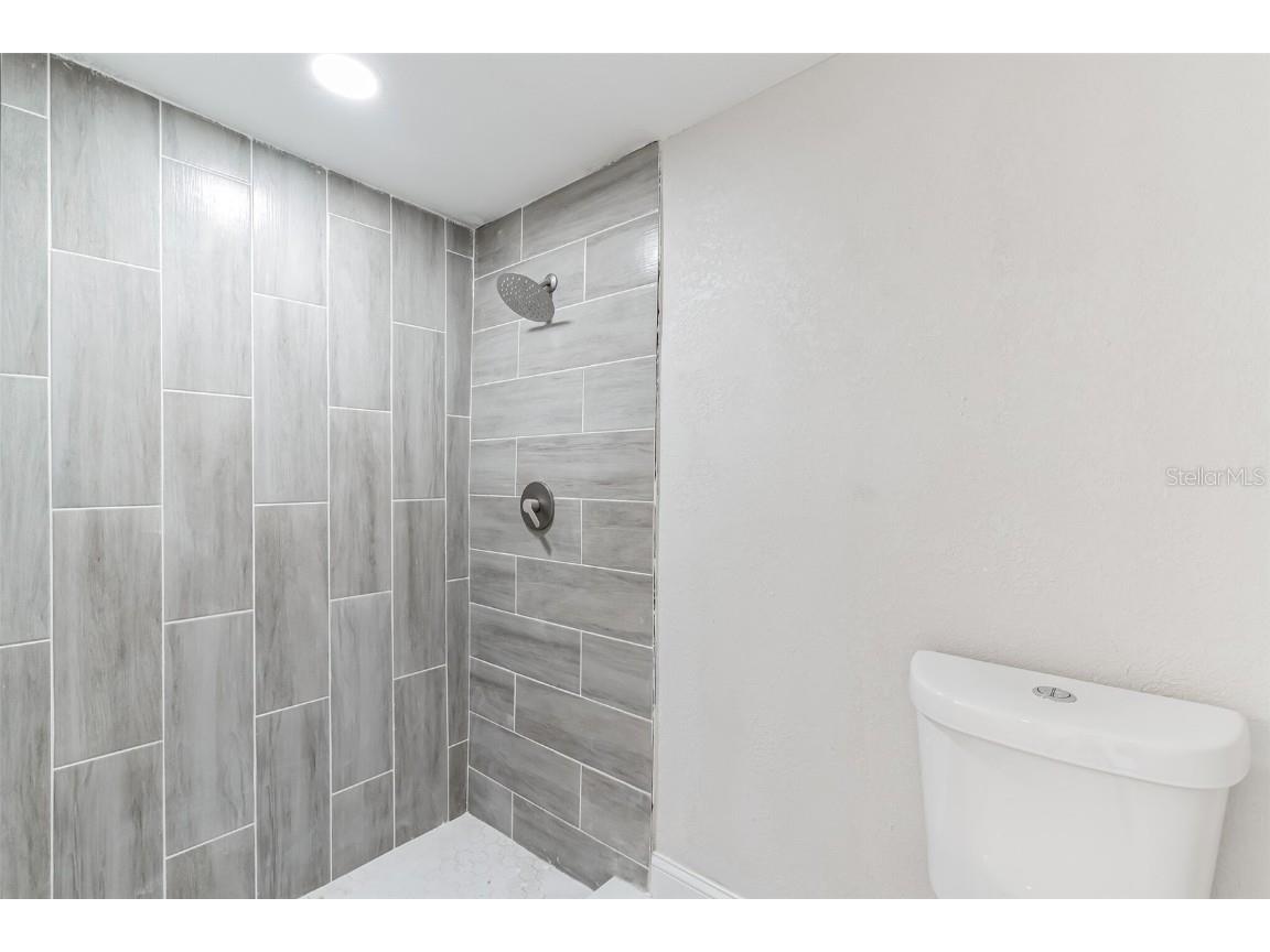 5210 S 84th Street Tampa FL 33619 O6330055 image19