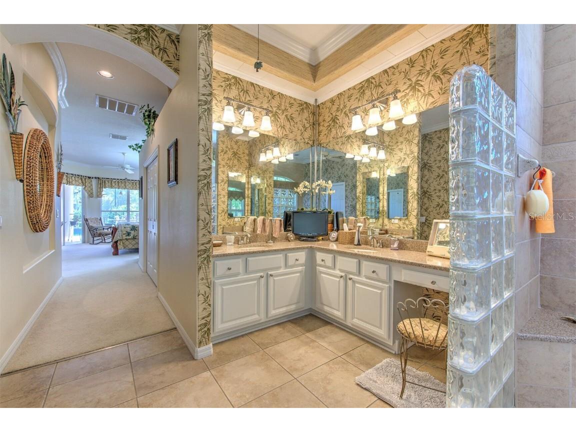 5210 Twin Creeks Drive Valrico FL 33596 T3547126 image34