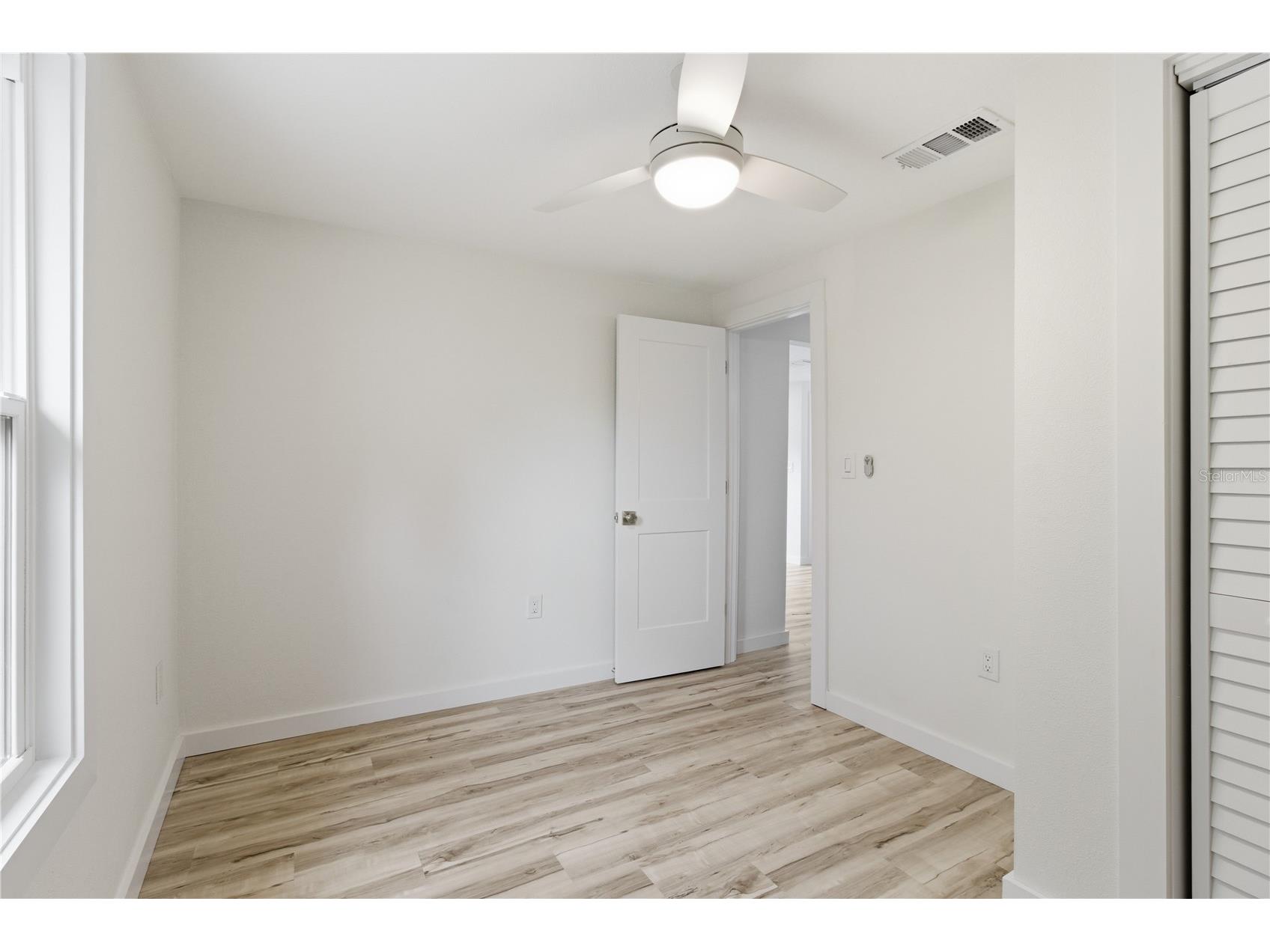 5211 25th Avenue S Gulfport FL 33707 A4689798 image23