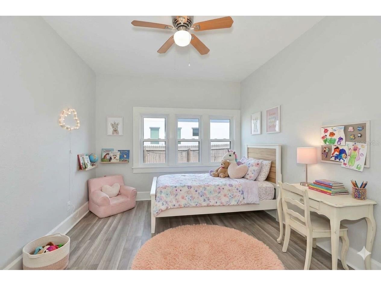 5211 4th Avenue S Saint Petersburg FL 33707 TB8506504 image10