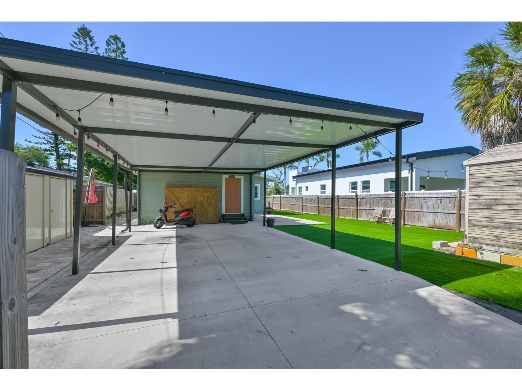 5211 4th Avenue S Saint Petersburg FL 33707 TB8506504 image13
