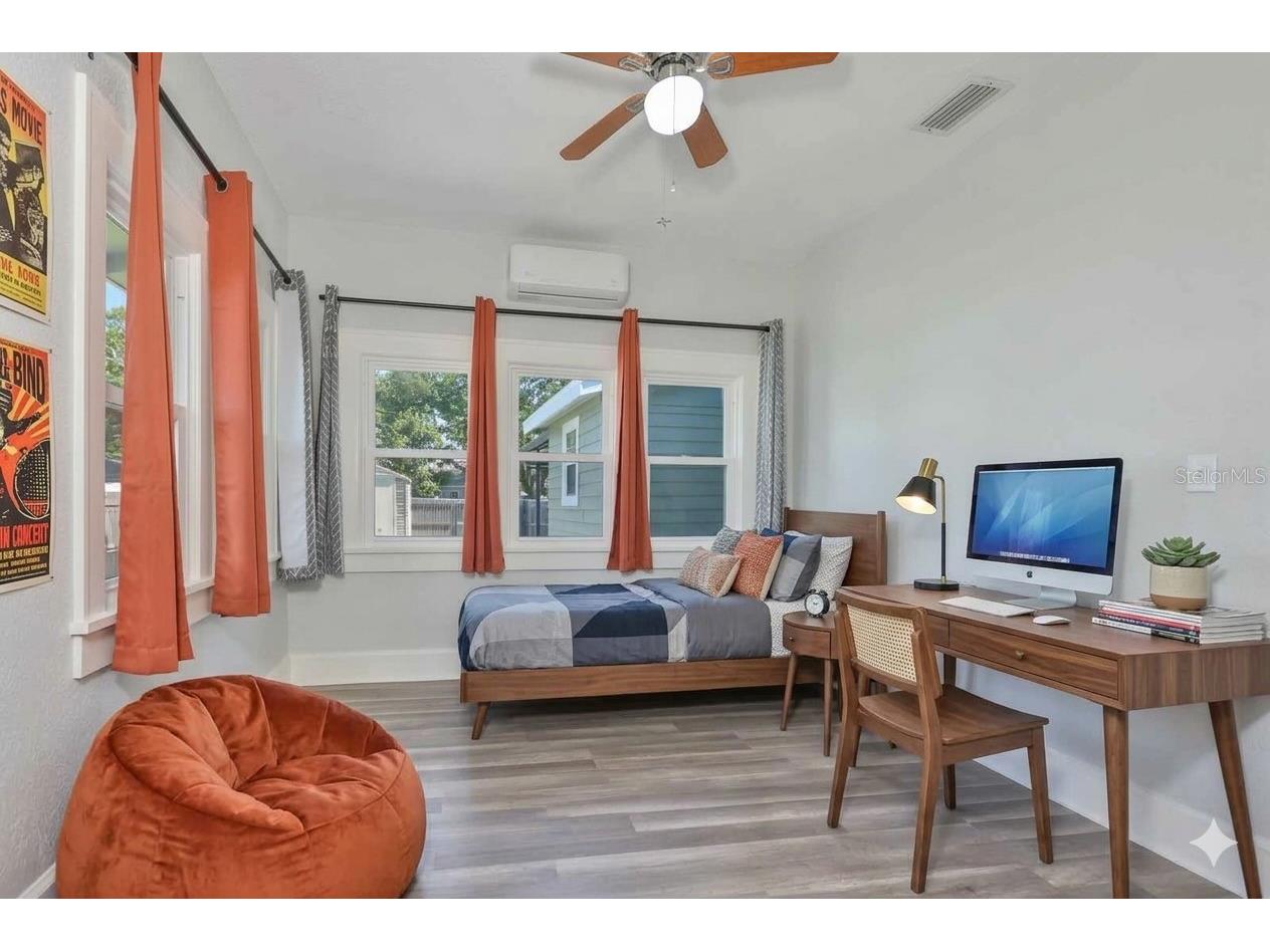 5211 4th Avenue S Saint Petersburg FL 33707 TB8506504 image9