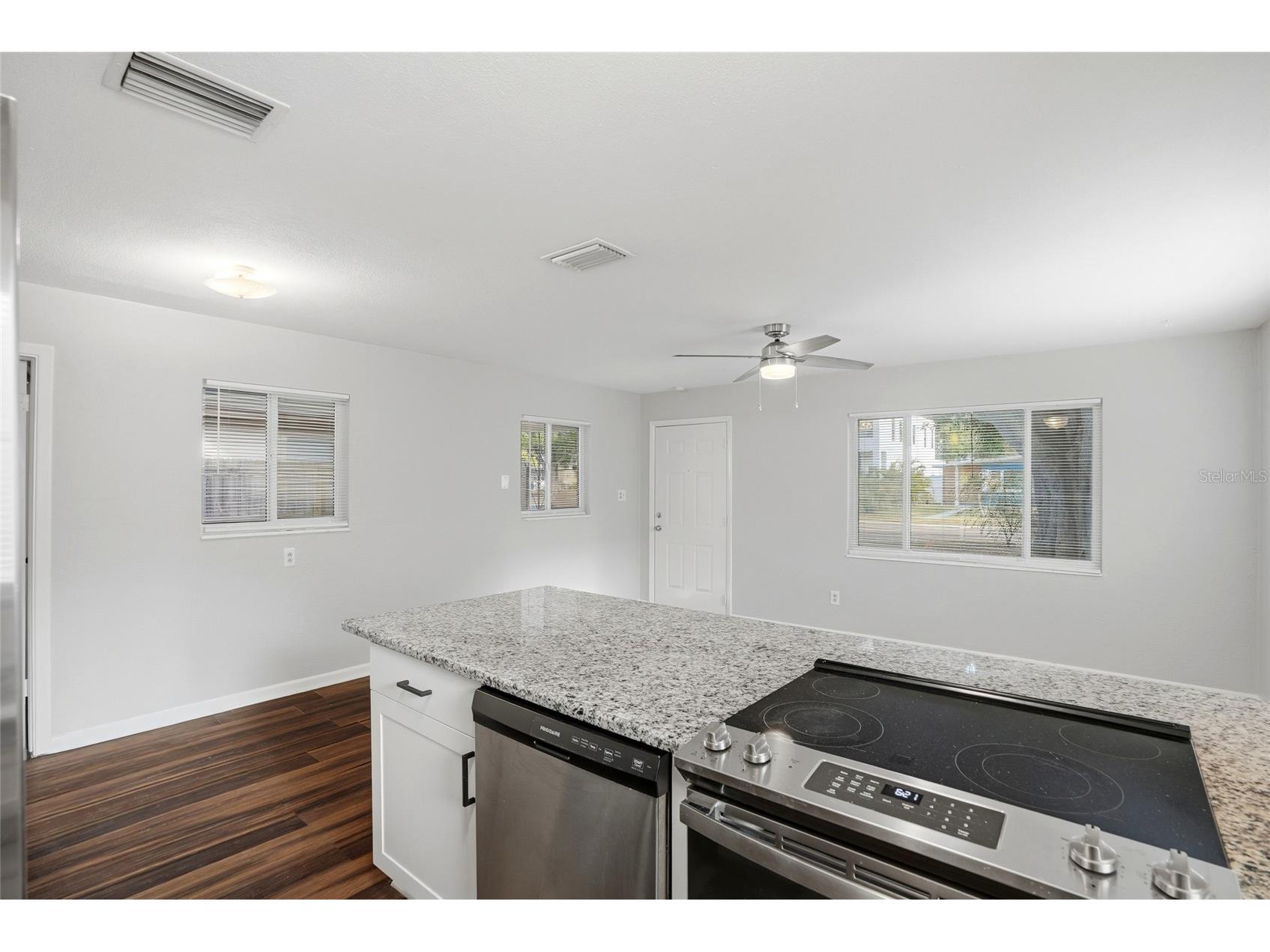 5211 7th Avenue N Saint Petersburg FL 33710 TB8500243 image13