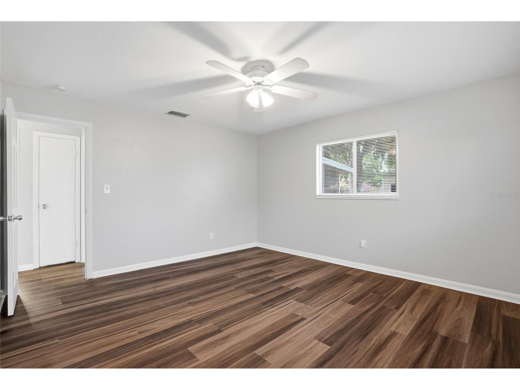 5211 7th Avenue N Saint Petersburg FL 33710 TB8500243 image20