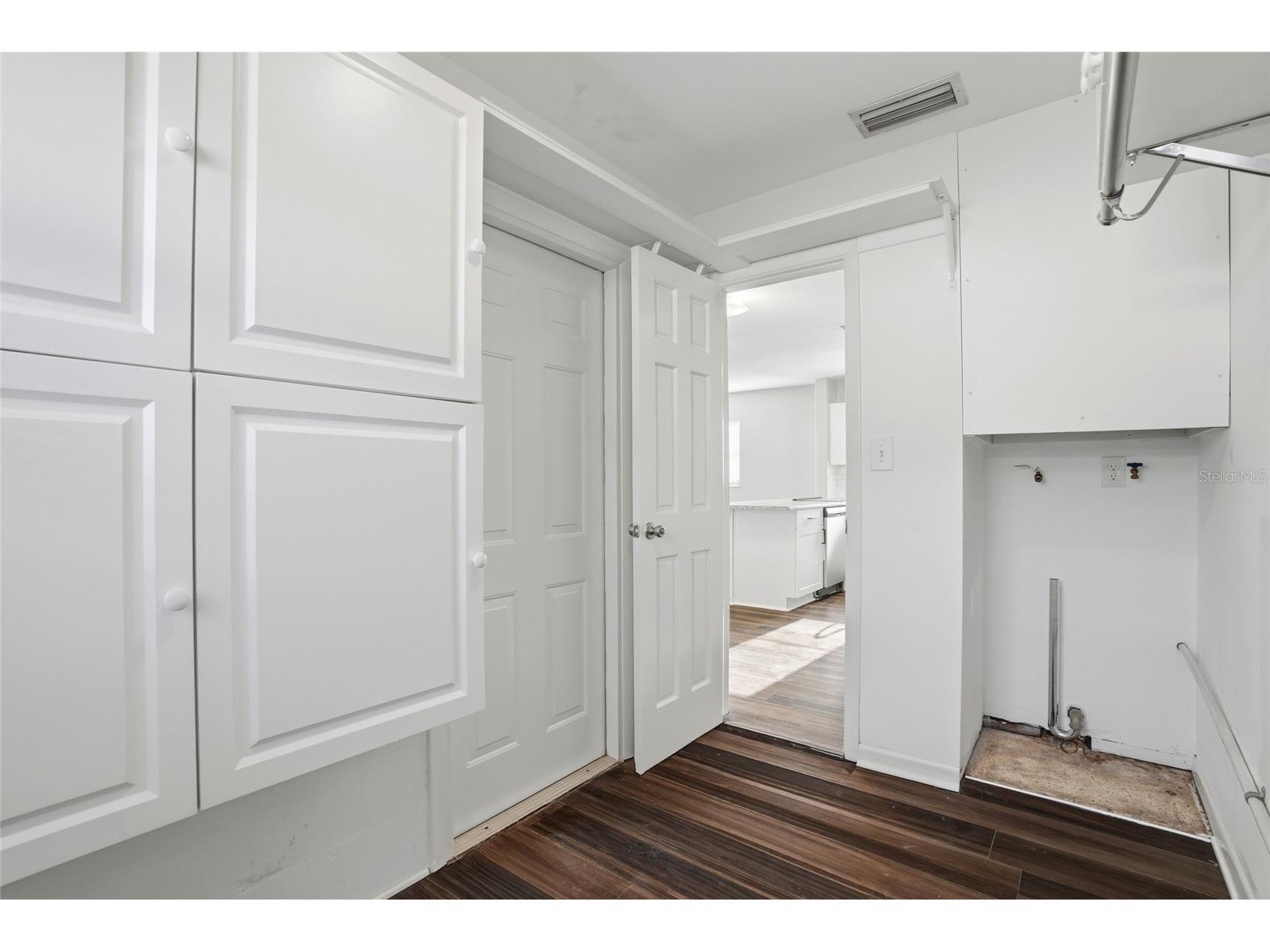 5211 7th Avenue N Saint Petersburg FL 33710 TB8500243 image24