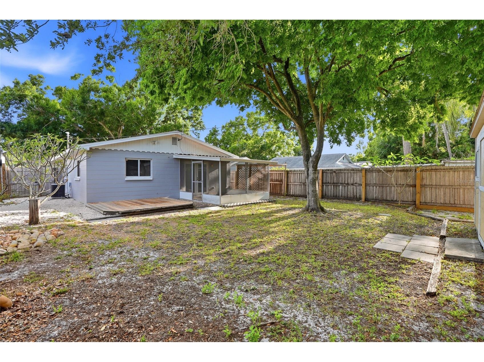5211 7th Avenue N Saint Petersburg FL 33710 TB8500243 image28