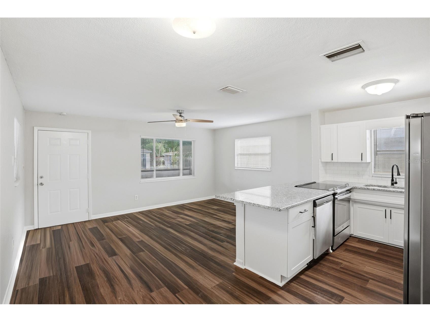 5211 7th Avenue N Saint Petersburg FL 33710 TB8500243 image7