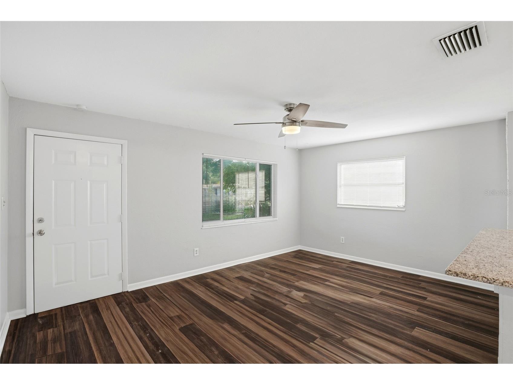 5211 7th Avenue N Saint Petersburg FL 33710 TB8500243 image9