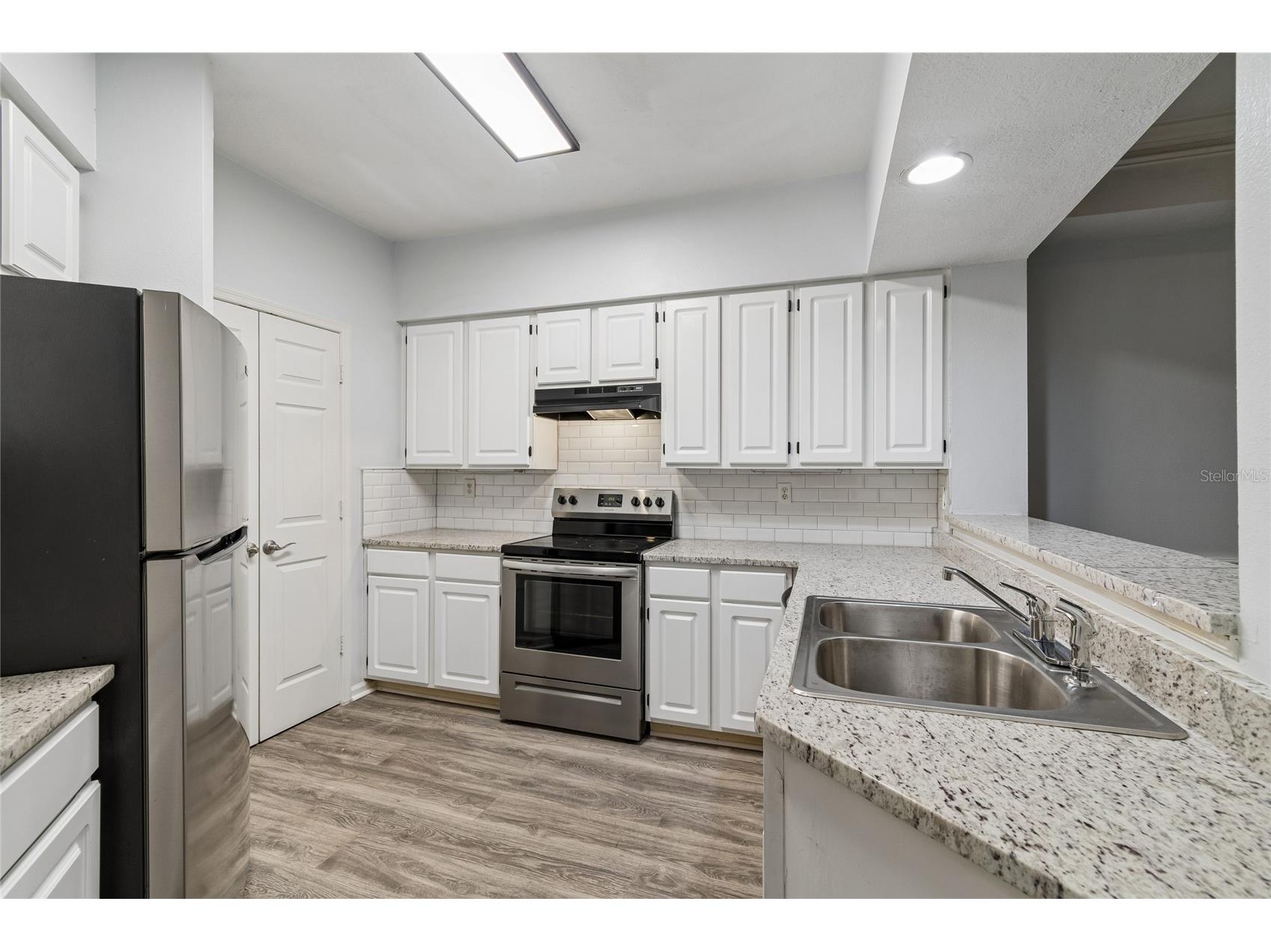 5211 Bay Club Circle Tampa FL 33607 TB8532063 image11