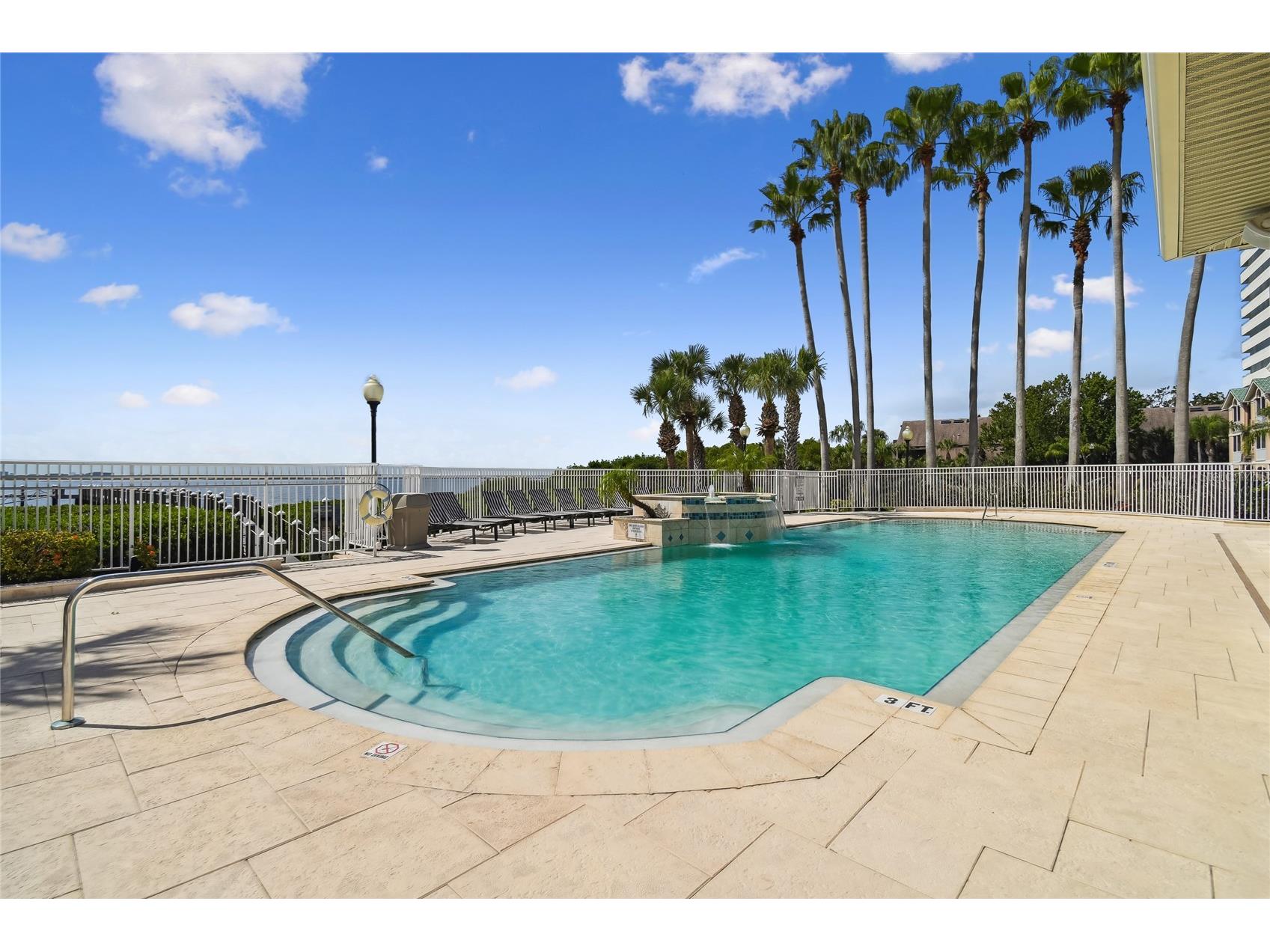 5211 Bay Club Circle Tampa FL 33607 TB8532063 image22