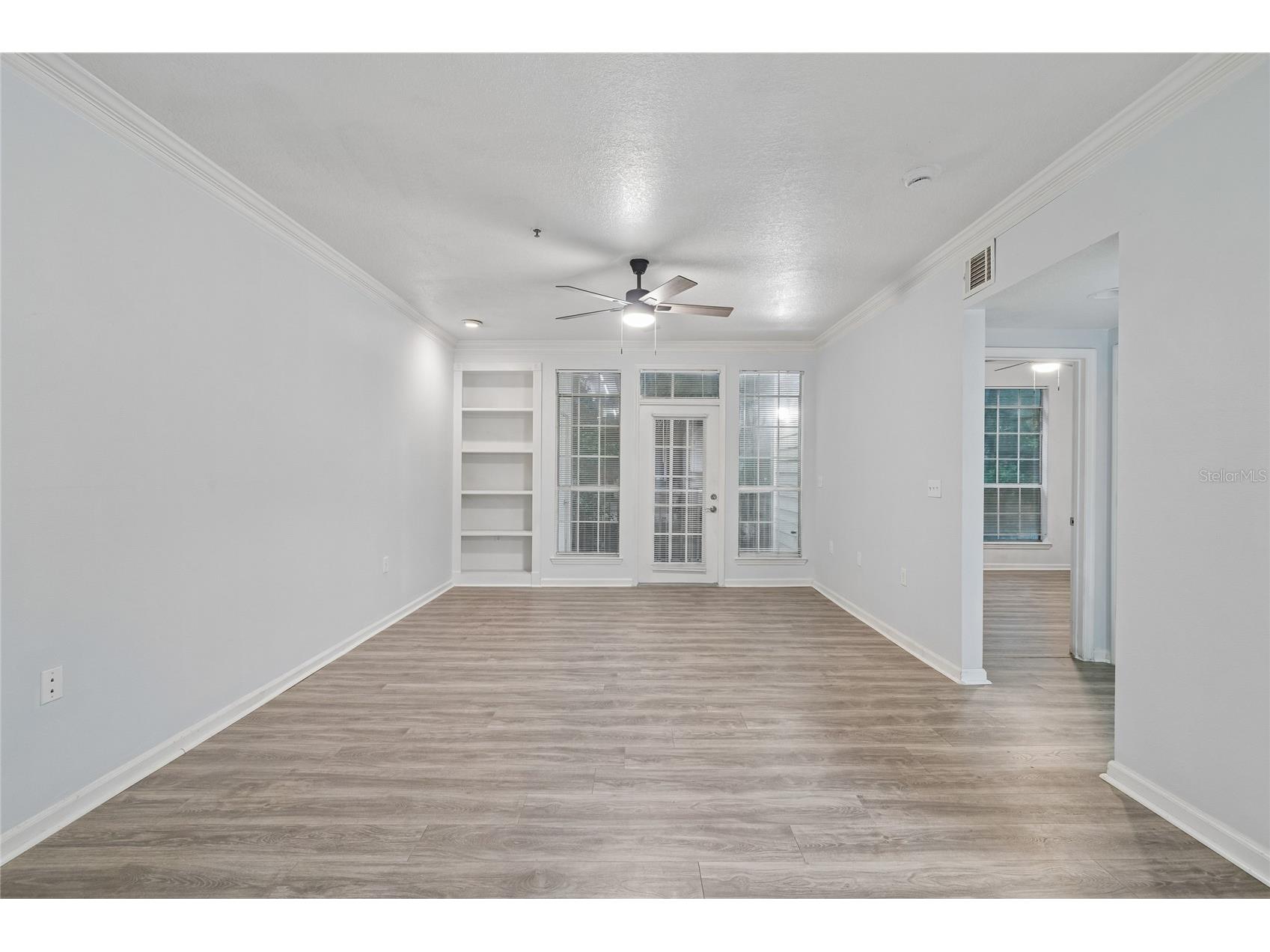 5211 Bay Club Circle Tampa FL 33607 TB8532063 image4
